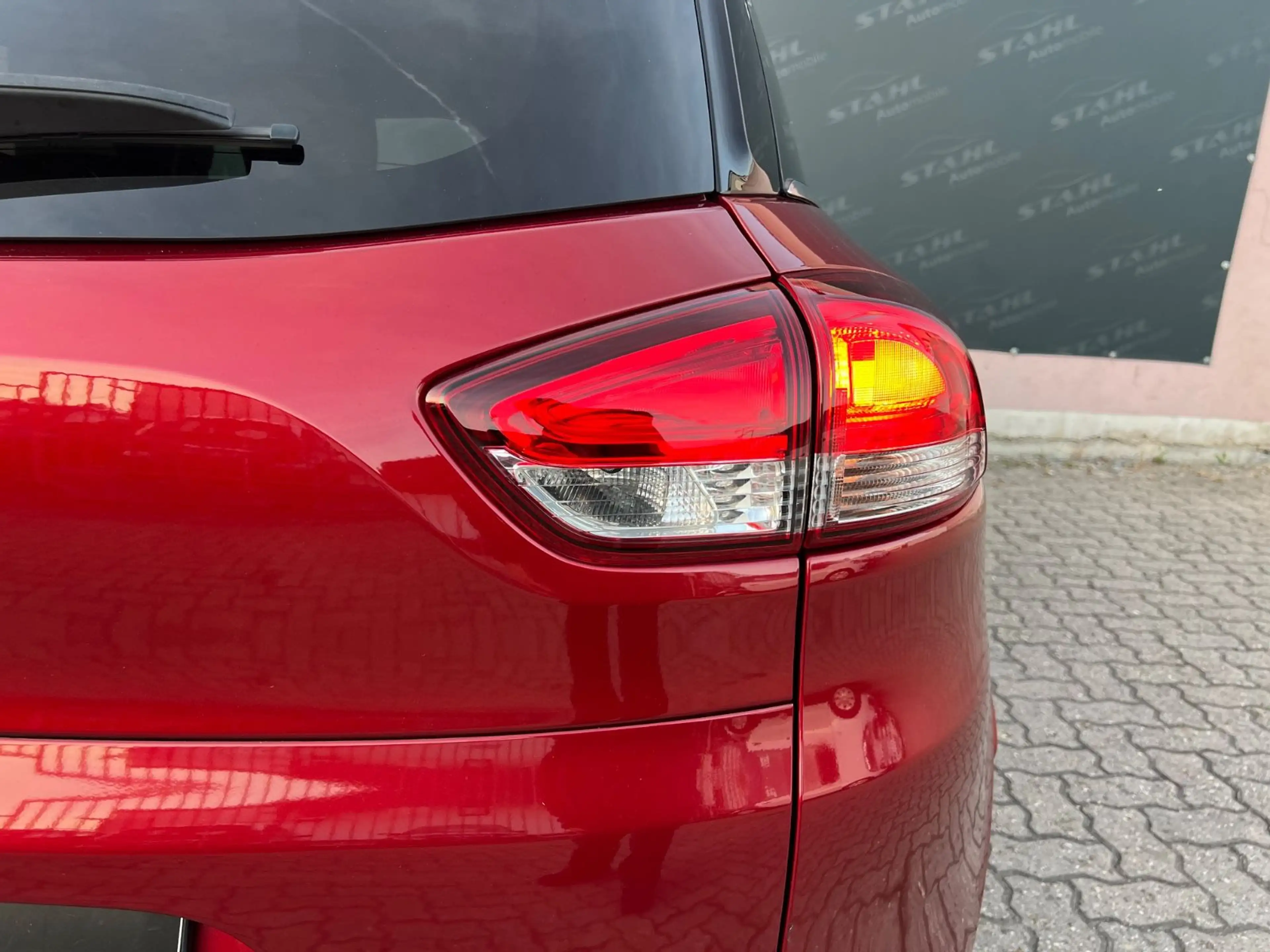 Renault Clio IV Intens*LED*Autom.**Kamera*Leder*Shz*Top! — photo 9