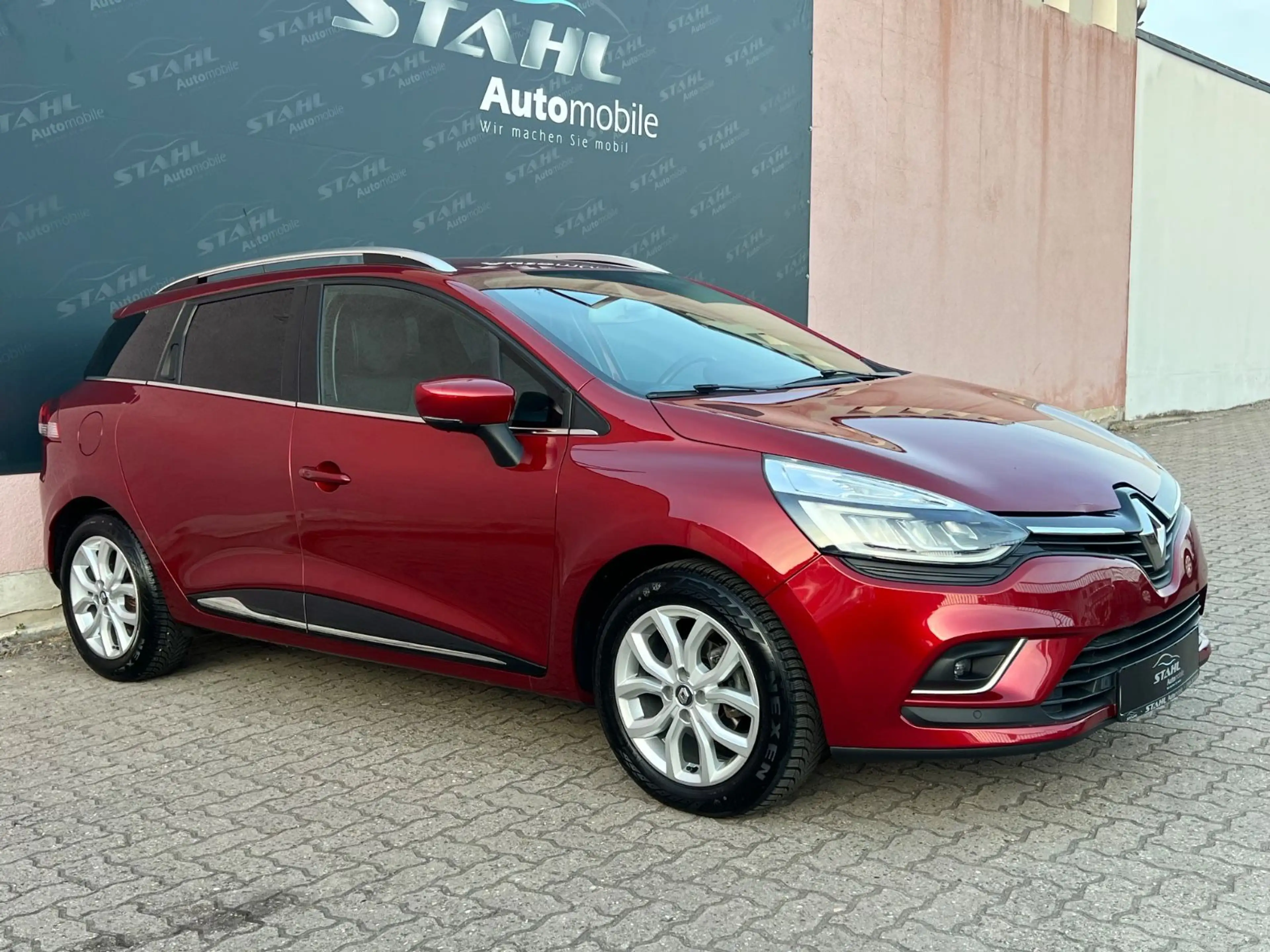 Renault Clio IV Intens*LED*Autom.**Kamera*Leder*Shz*Top! — photo 6