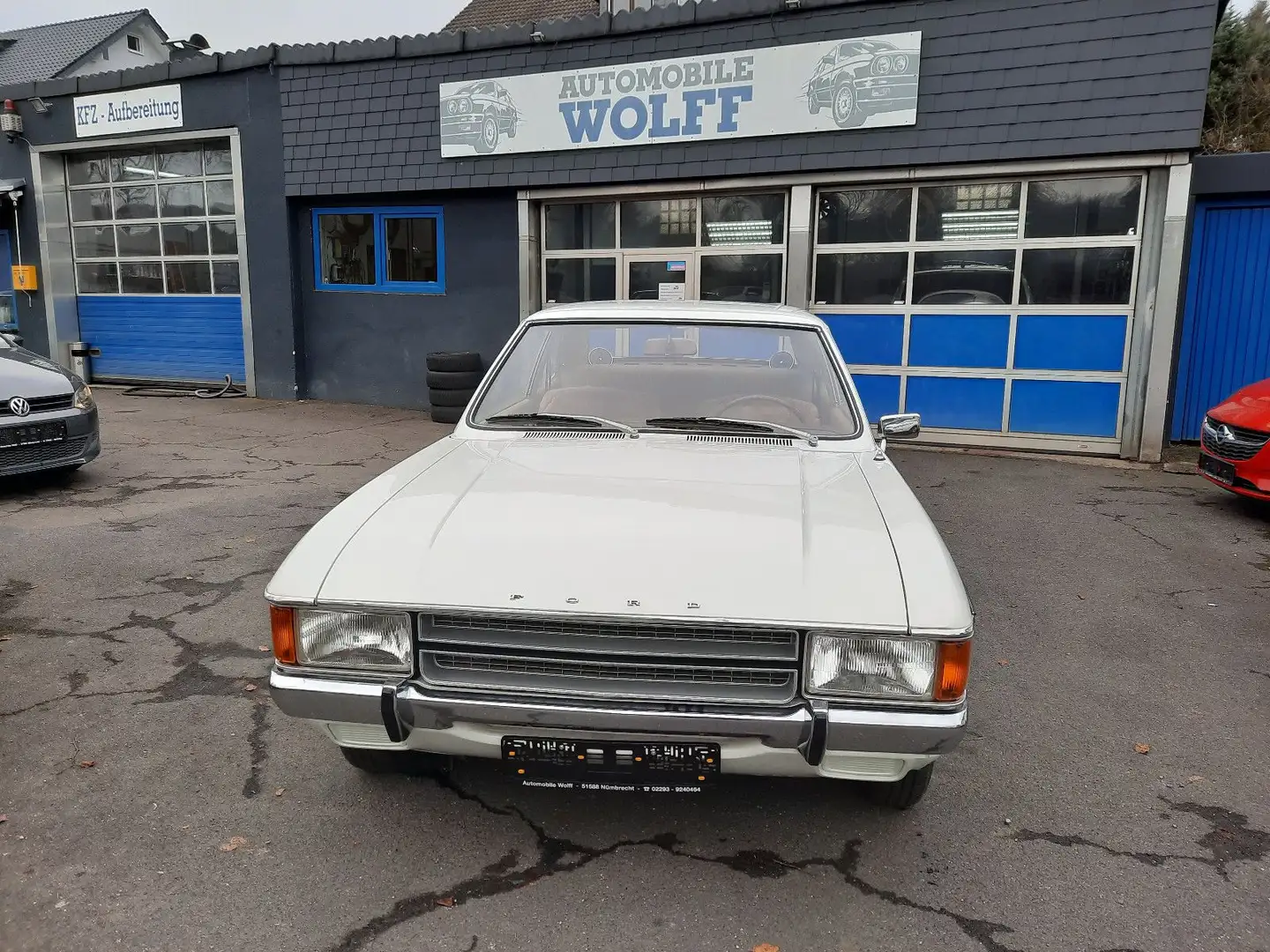 Ford Granada Konsul Blanc - 1