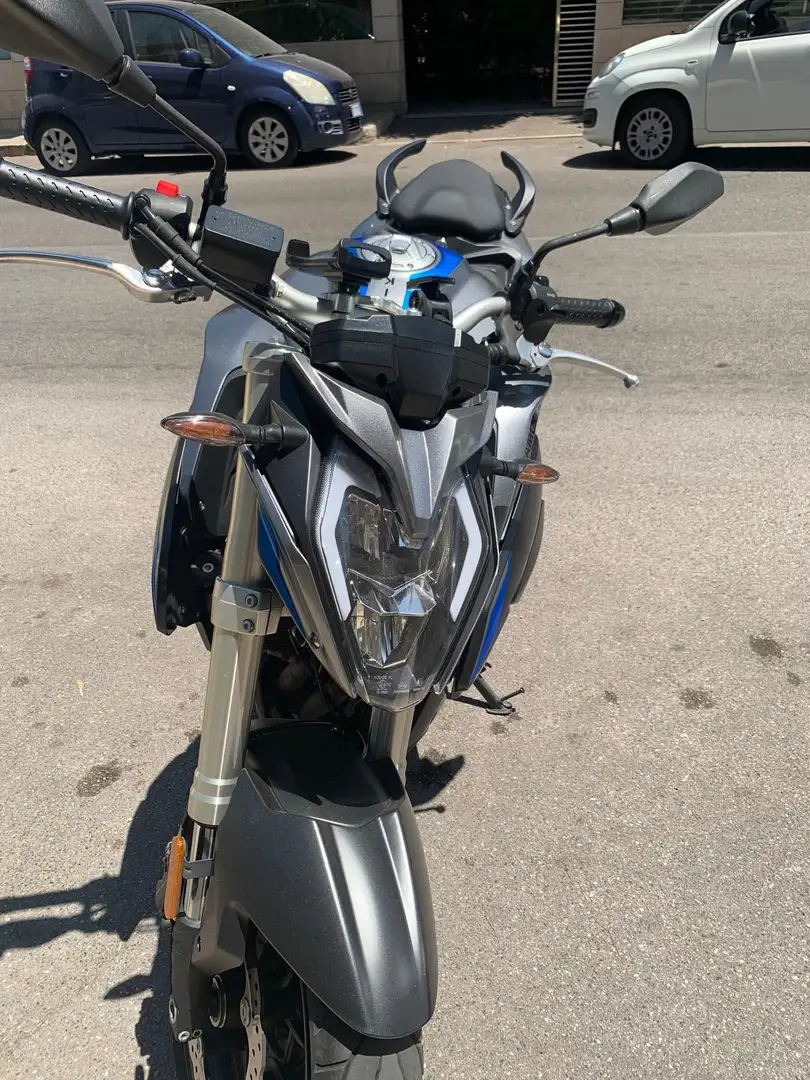 Voge 500R Brivido Gris - 1