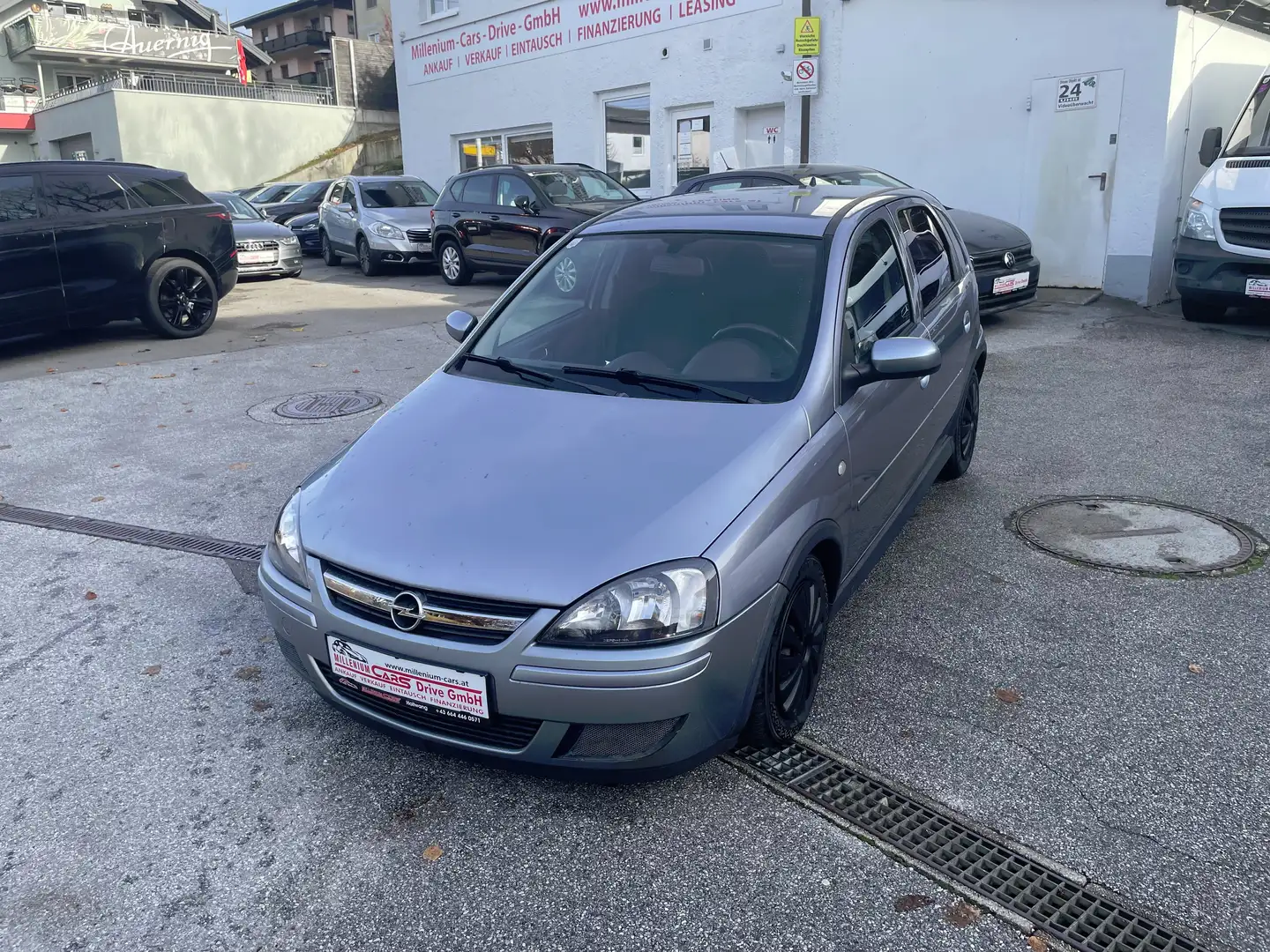 Opel Corsa Corsa 1,0 12VEnjoy bei Finanzierung Zinssatz  6,2% Grau - 2