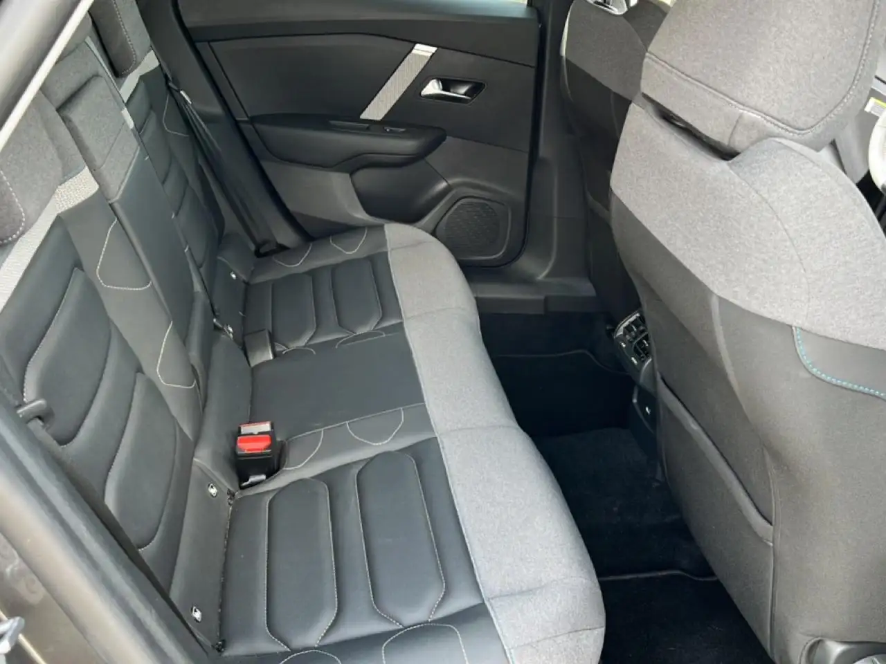 Citroen C4 Berline — photo 28