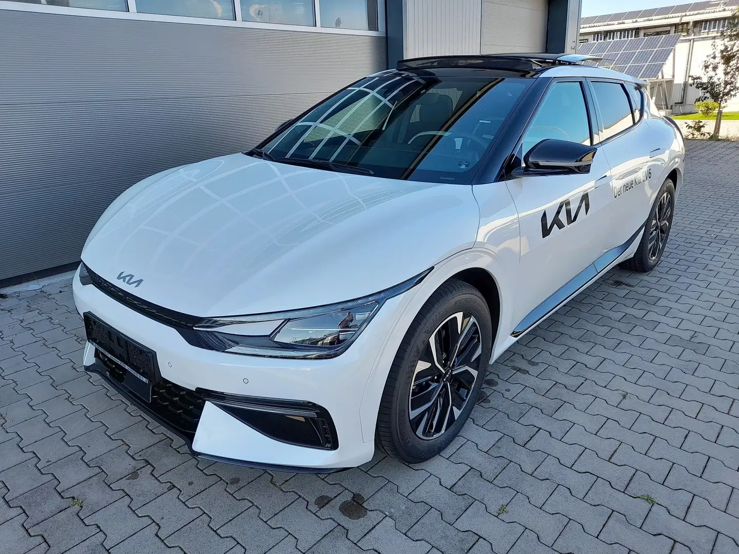 Kia EV6 GT-Line 77.4kWh 2023 AWD Wärmepumpe Glasdach Weiß - 1
