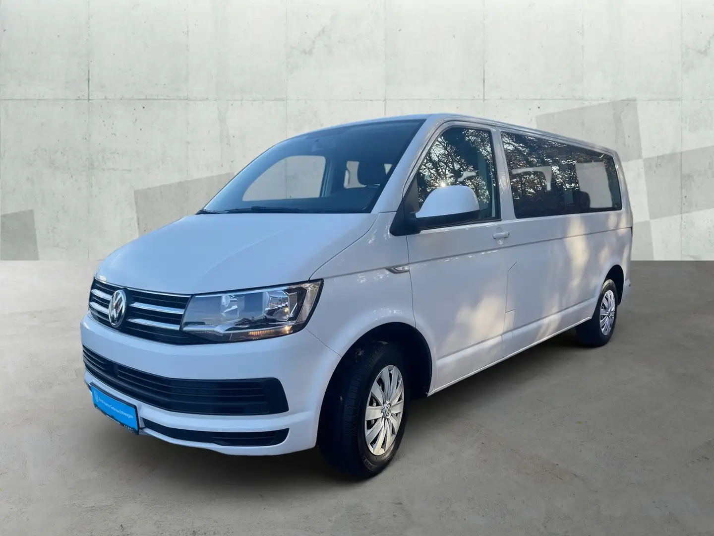 Volkswagen T6 Kombi 2.0 TDI Caravelle Comfort*lang*AHK*NAVI*8-SITZER* Weiß - 2