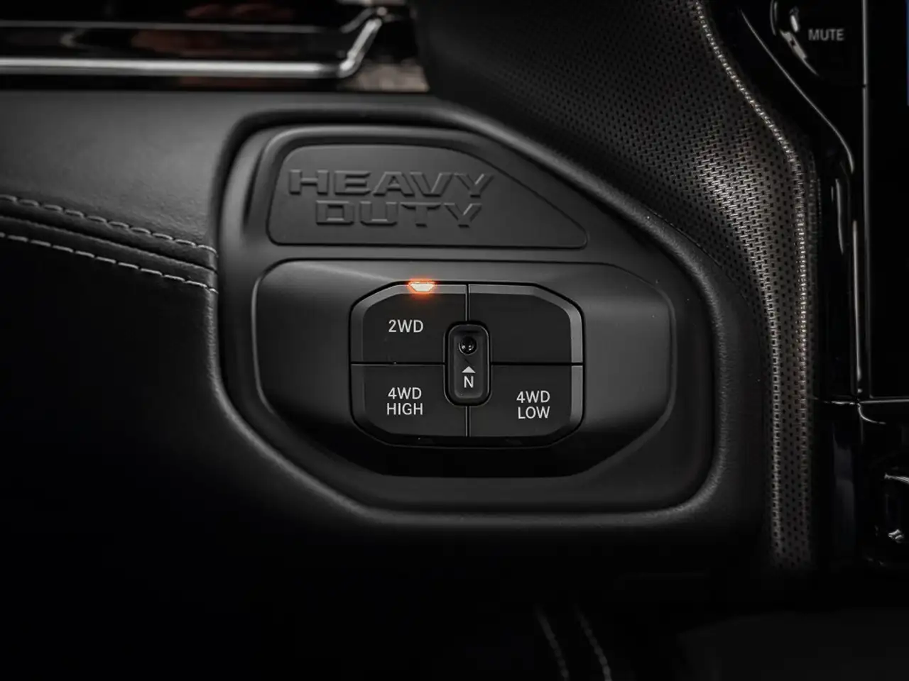 RAM 3500 снимка RAM 3500