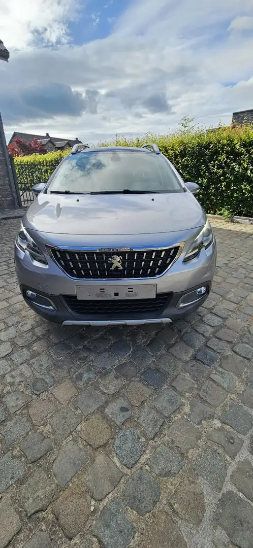 Peugeot 2008 1.6 BlueHDi Allure Gris - 2
