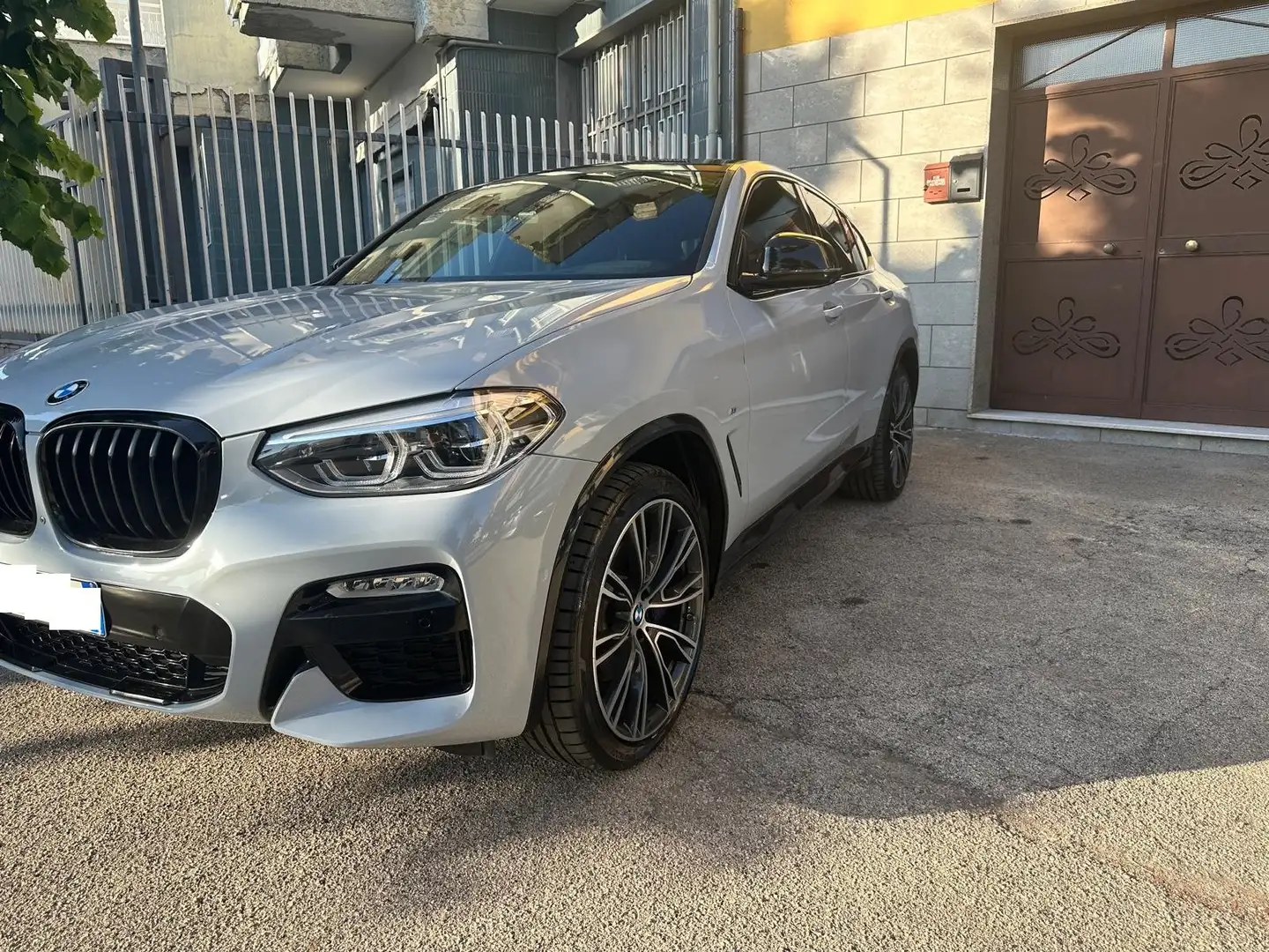 BMW X4 xdrive20d Msport TETTO-HEAD UP DISPLAY-LUCI AMBIE Grigio - 2