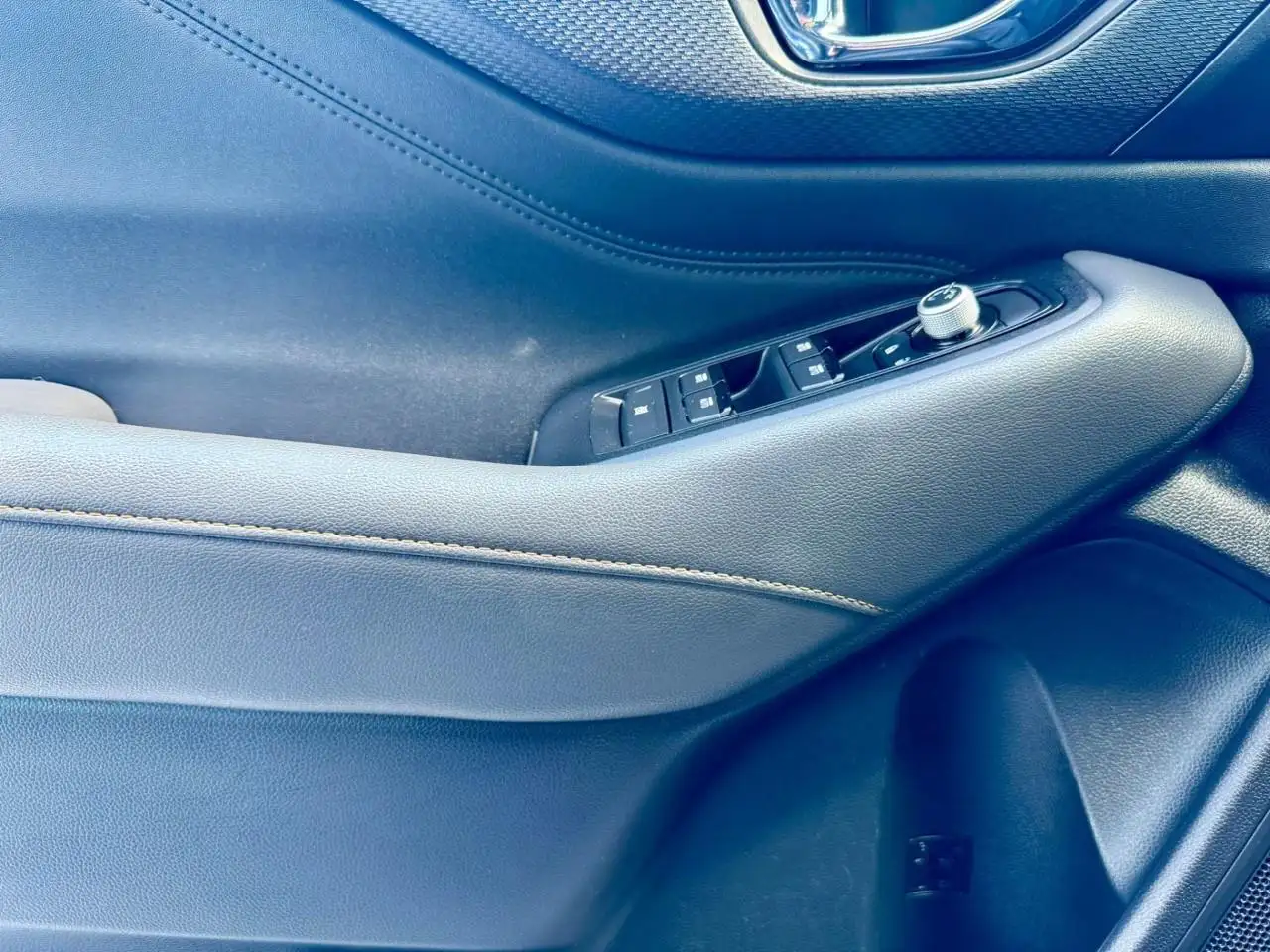 Subaru OUTBACK снимка Subaru OUTBACK