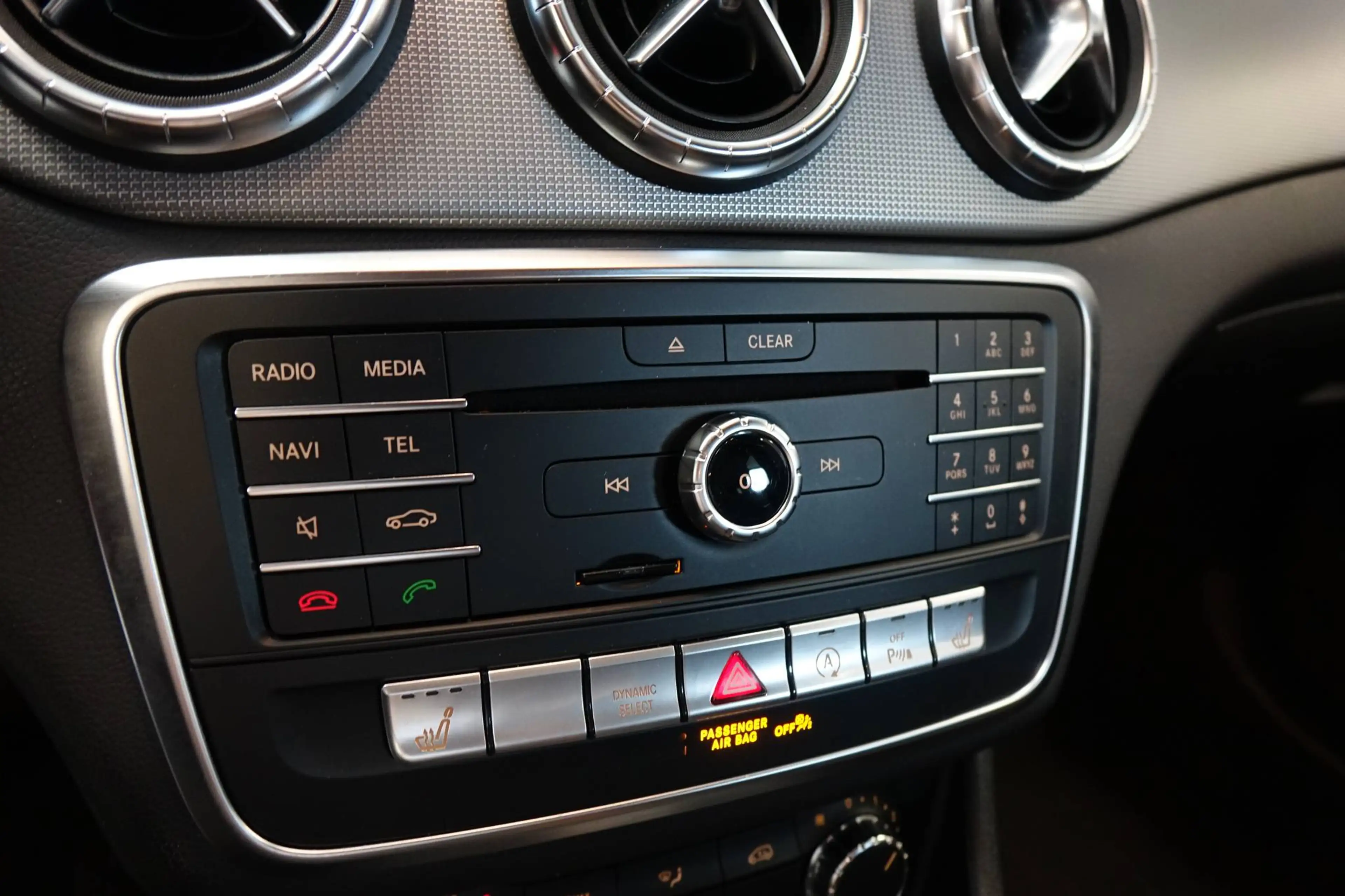 Mercedes-Benz CLA 200 CLA 200 CDI Urban +Himmel schwarz+ — photo 10
