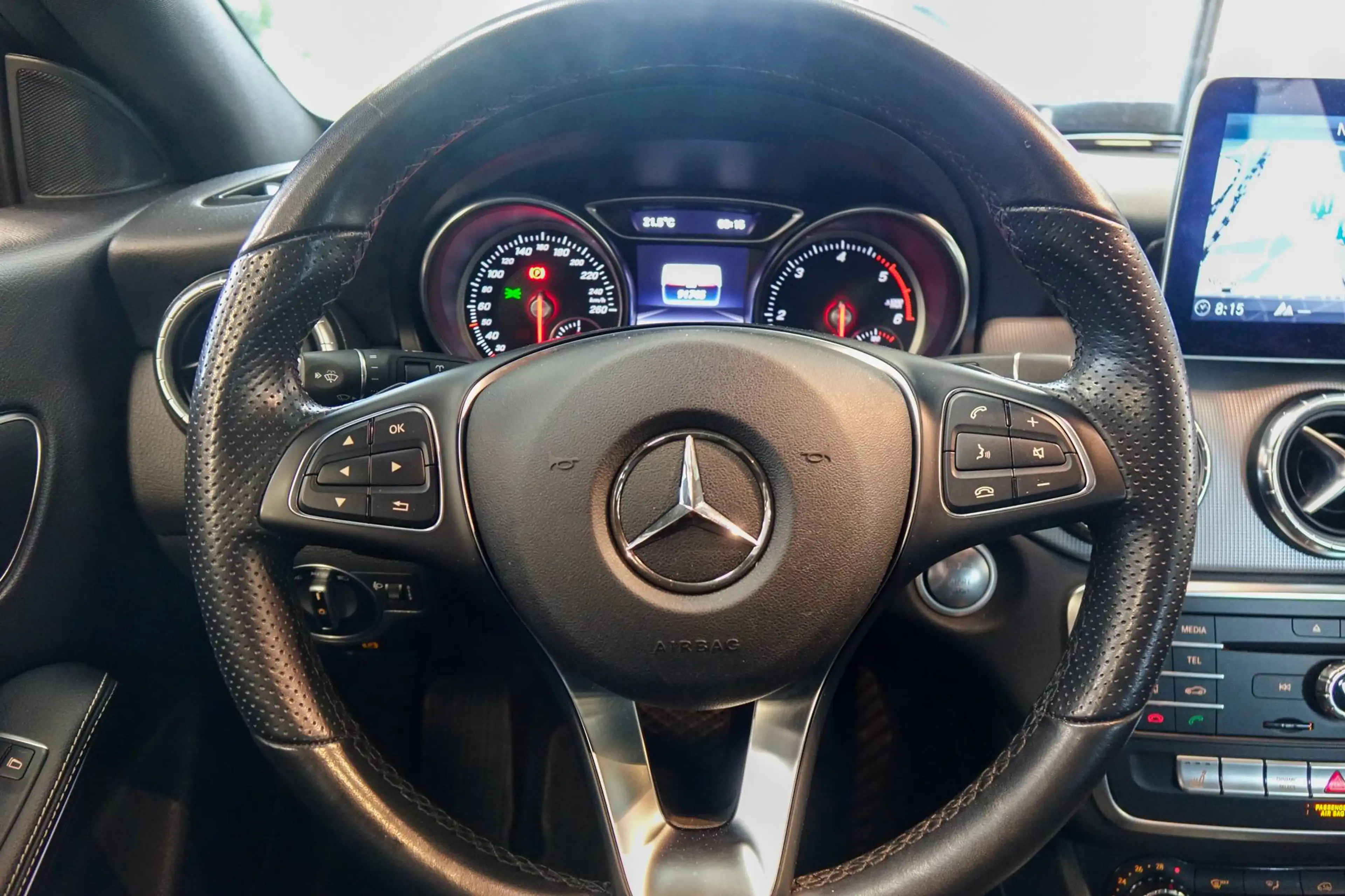 Mercedes-Benz CLA 200 CLA 200 CDI Urban +Himmel schwarz+ — photo 8