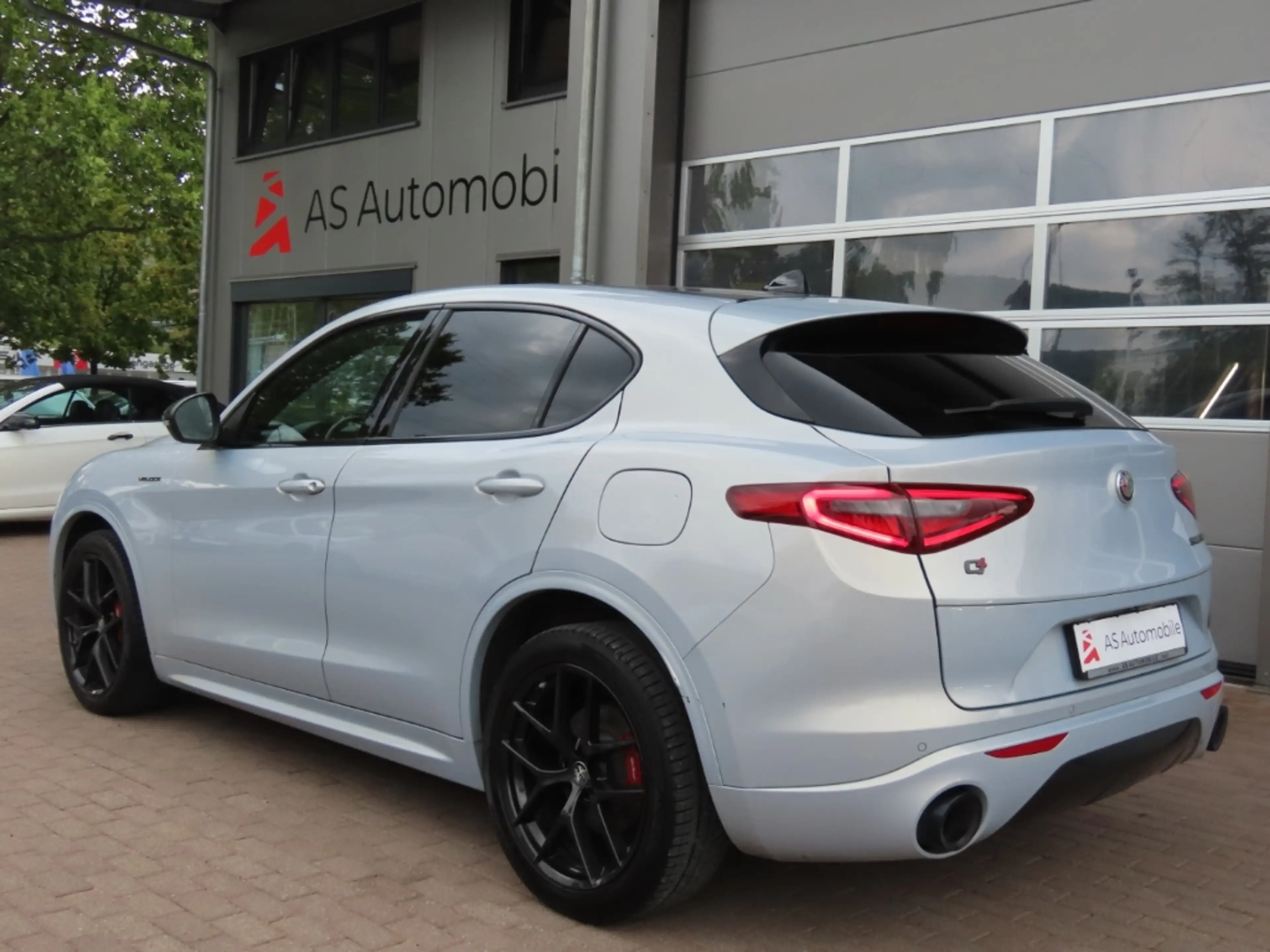 Alfa Romeo Stelvio Veloce Q4 — photo 6