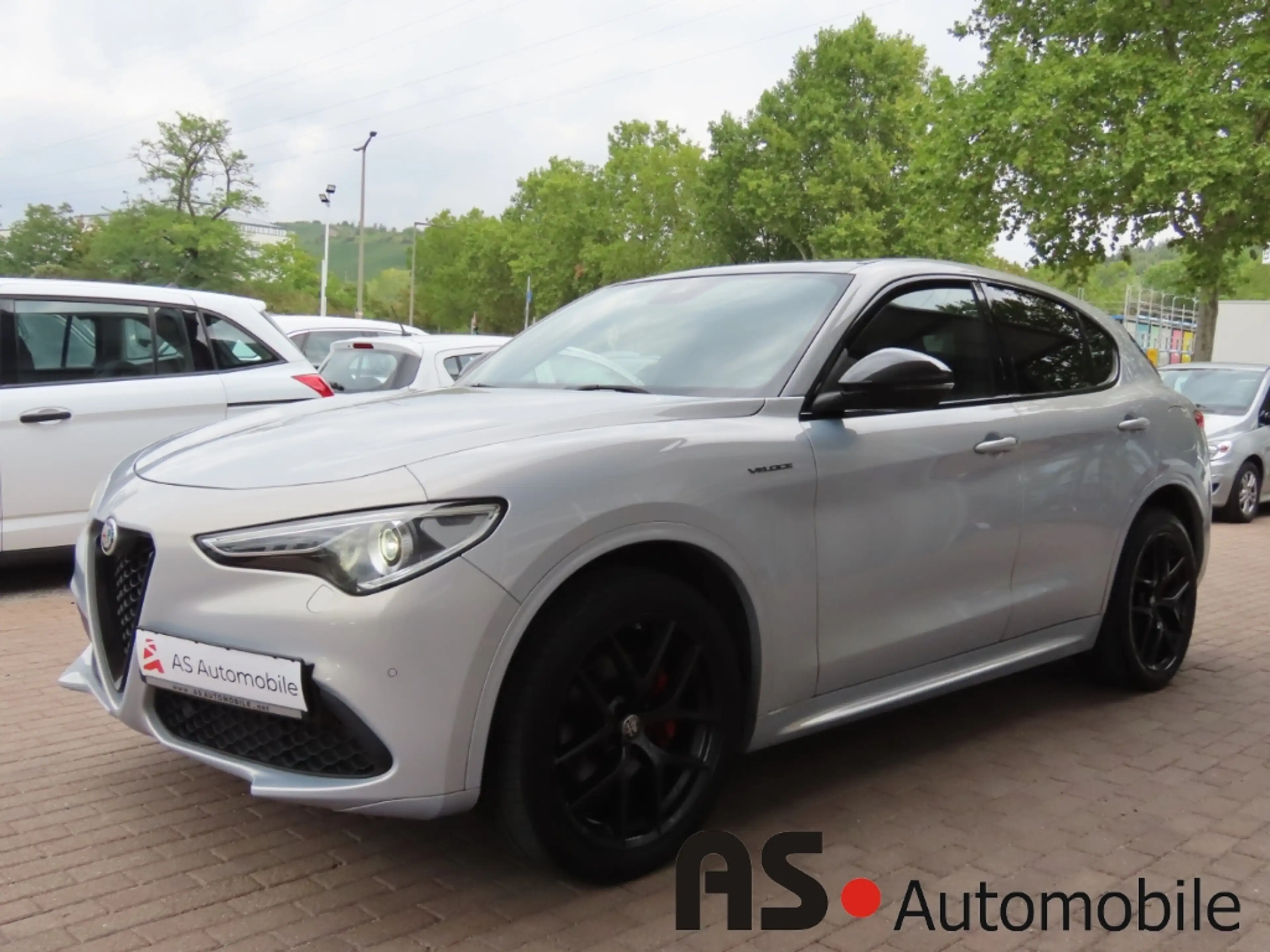 Alfa Romeo Stelvio Veloce Q4 — photo 3
