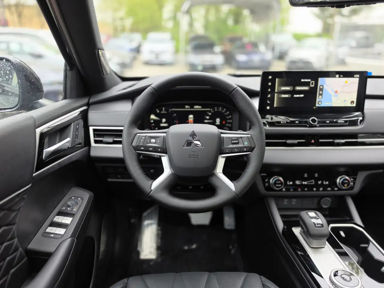 Mitsubishi Outlander снимка Mitsubishi Outlander