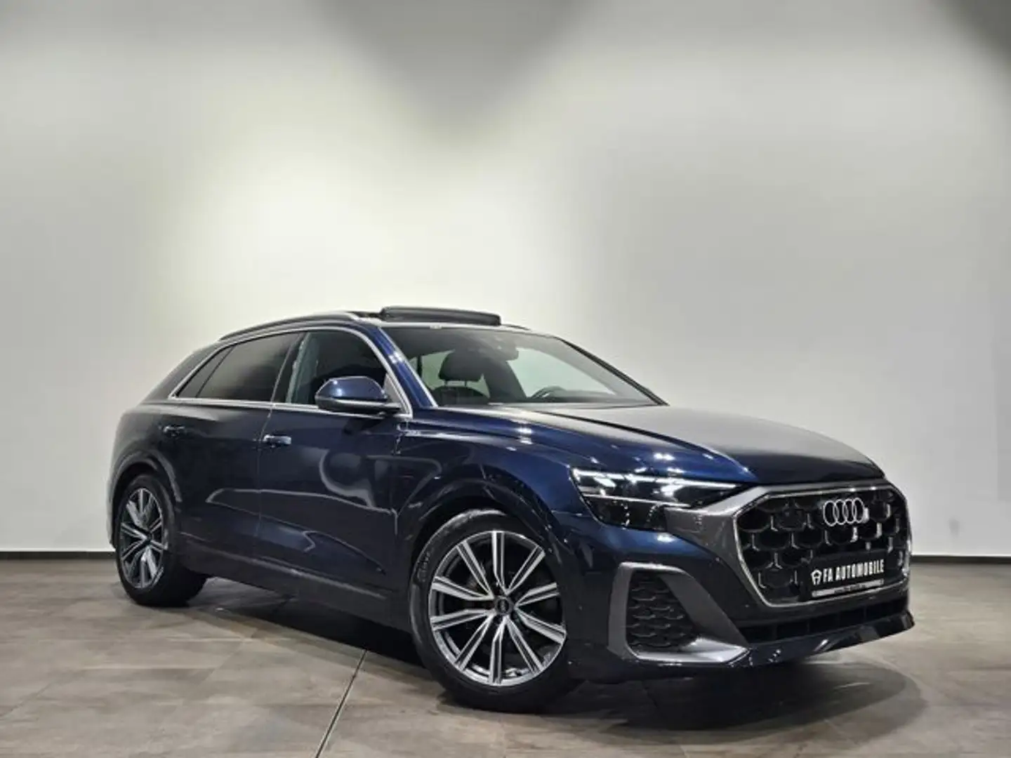 Audi Q8 50 TDI S Line Pano Matrix Softc.Hud Belüf 360 Blau - 2