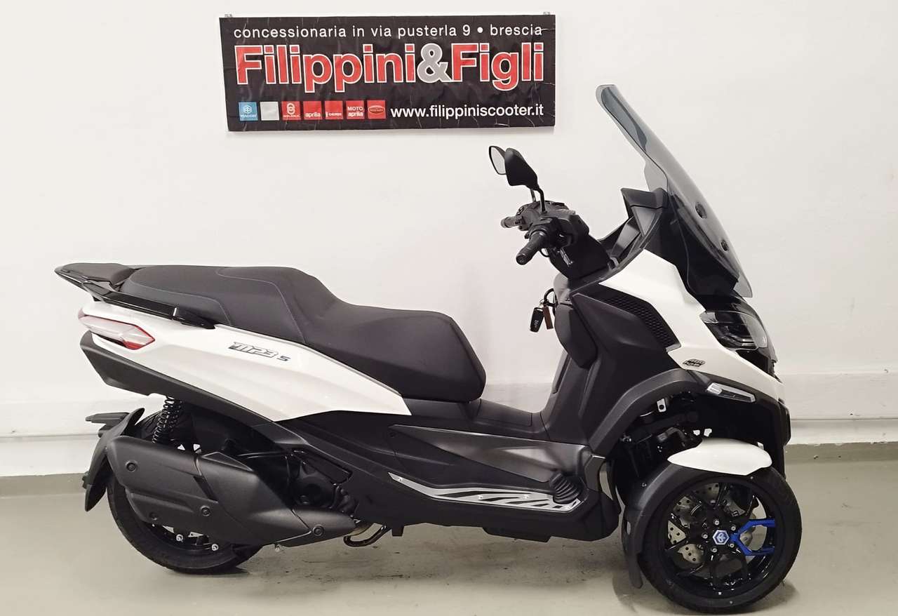 Piaggio MP3 400
