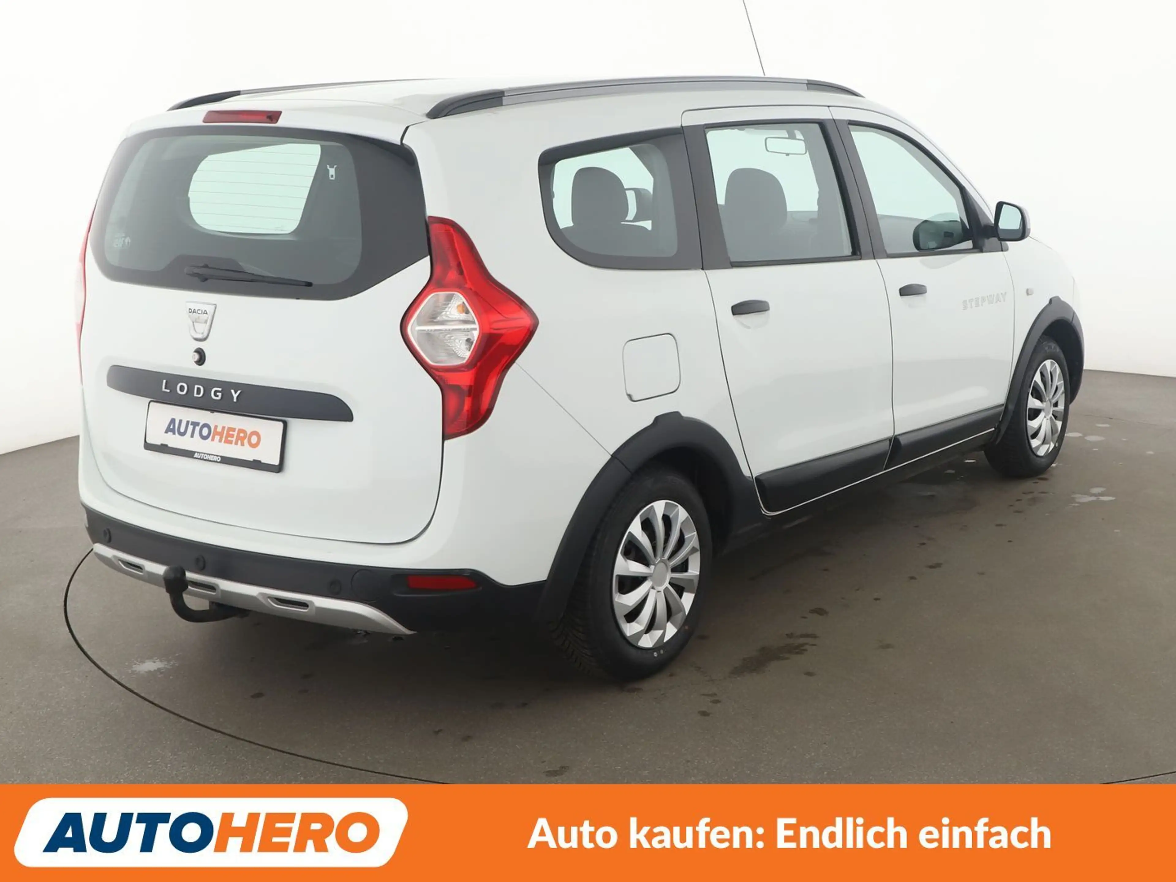 Dacia Lodgy 1.2 TCe Stepway *NAVI*PDC*SHZ*TEMPO*KLIMA* — photo 6