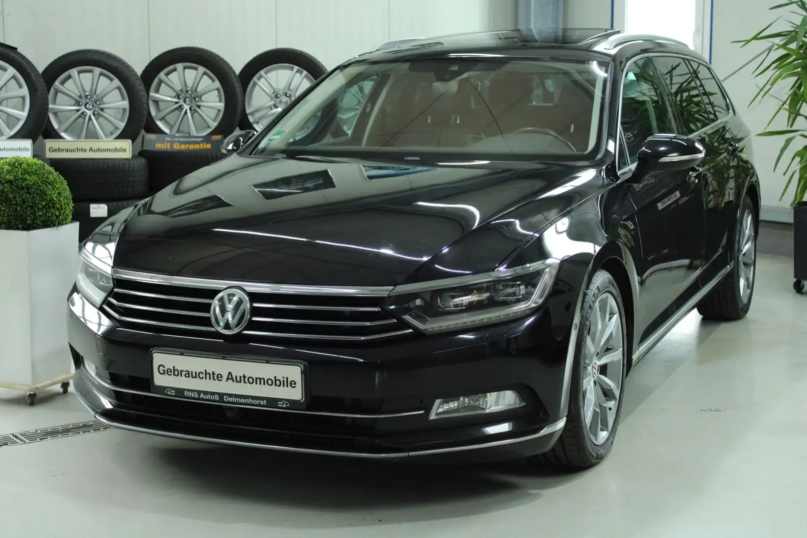 Volkswagen Passat 2.0 TDIDSG Highline,Leder,Panorama,360Kam Nero - 1