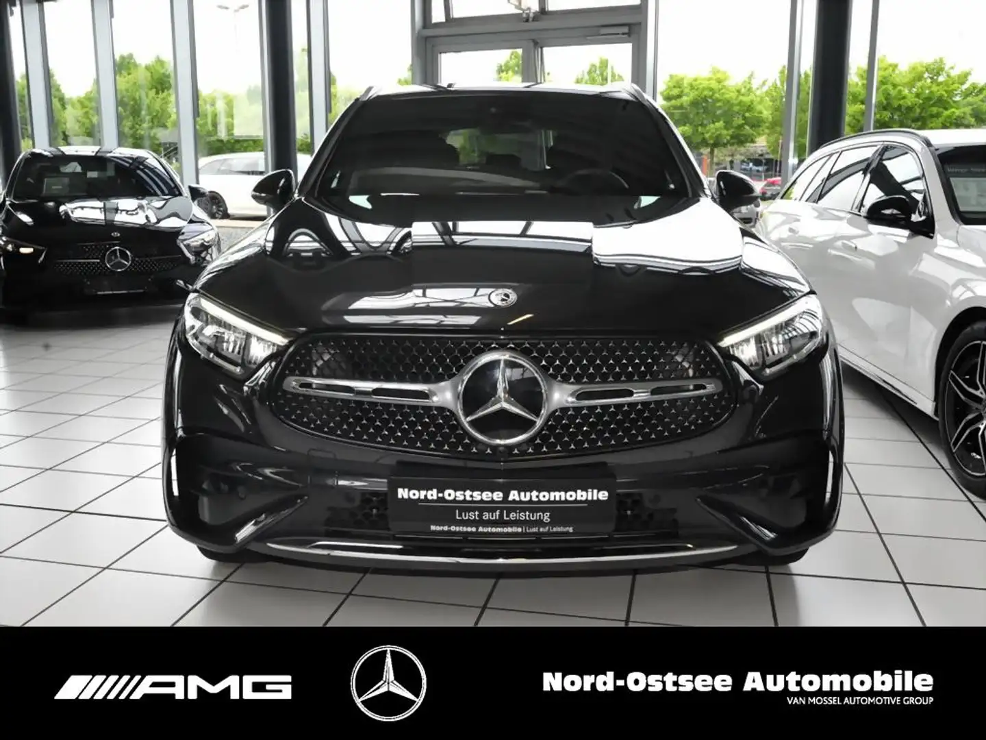 Mercedes-Benz GLC 300 d 4M AMG ADV.+ TOTWINKEL DISTRO KAMERA Gris - 2