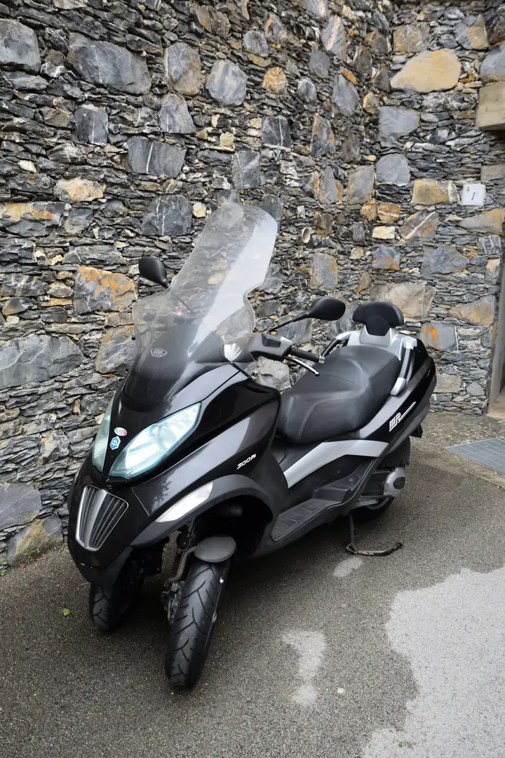 Piaggio MP3 300 Negru - 2