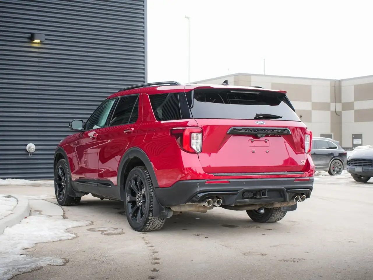 Ford Explorer снимка Ford Explorer