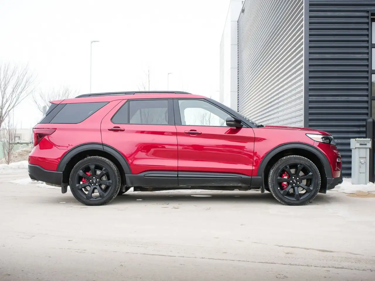 Ford Explorer снимка Ford Explorer