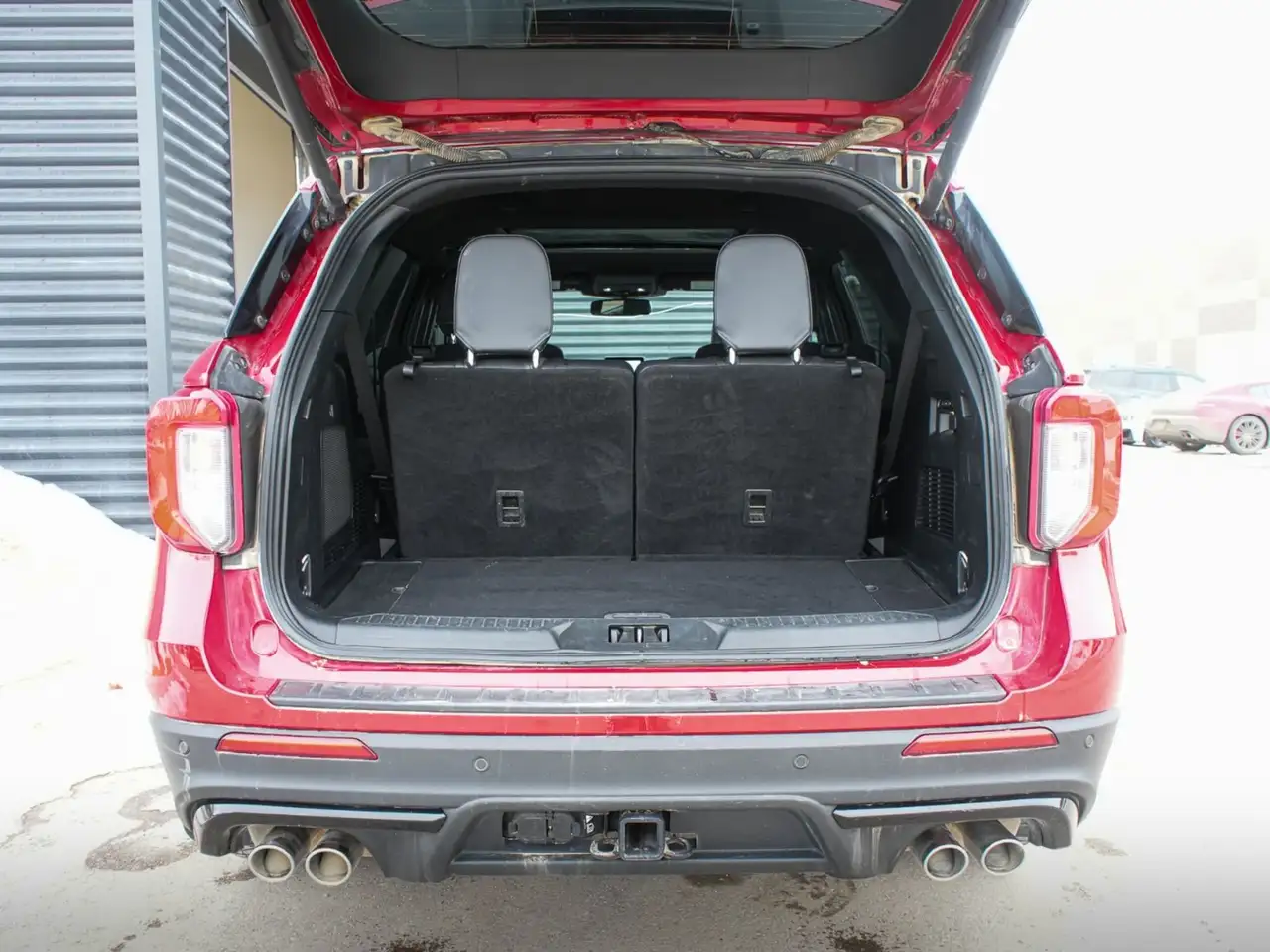 Ford Explorer снимка Ford Explorer