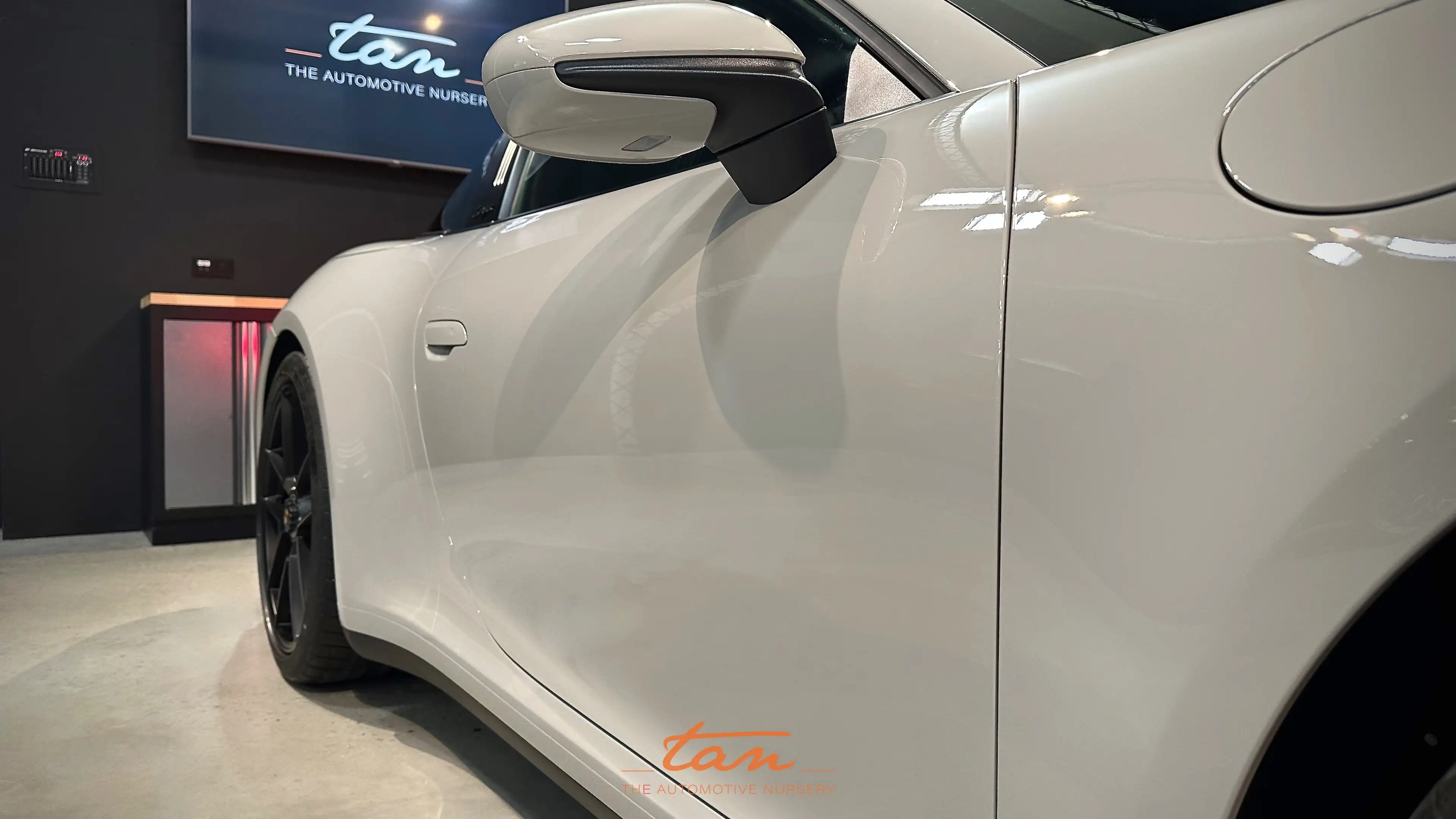 Porsche Targa 992.2 4 GTS Facelift - New Car - Discount -8.1% — photo 9