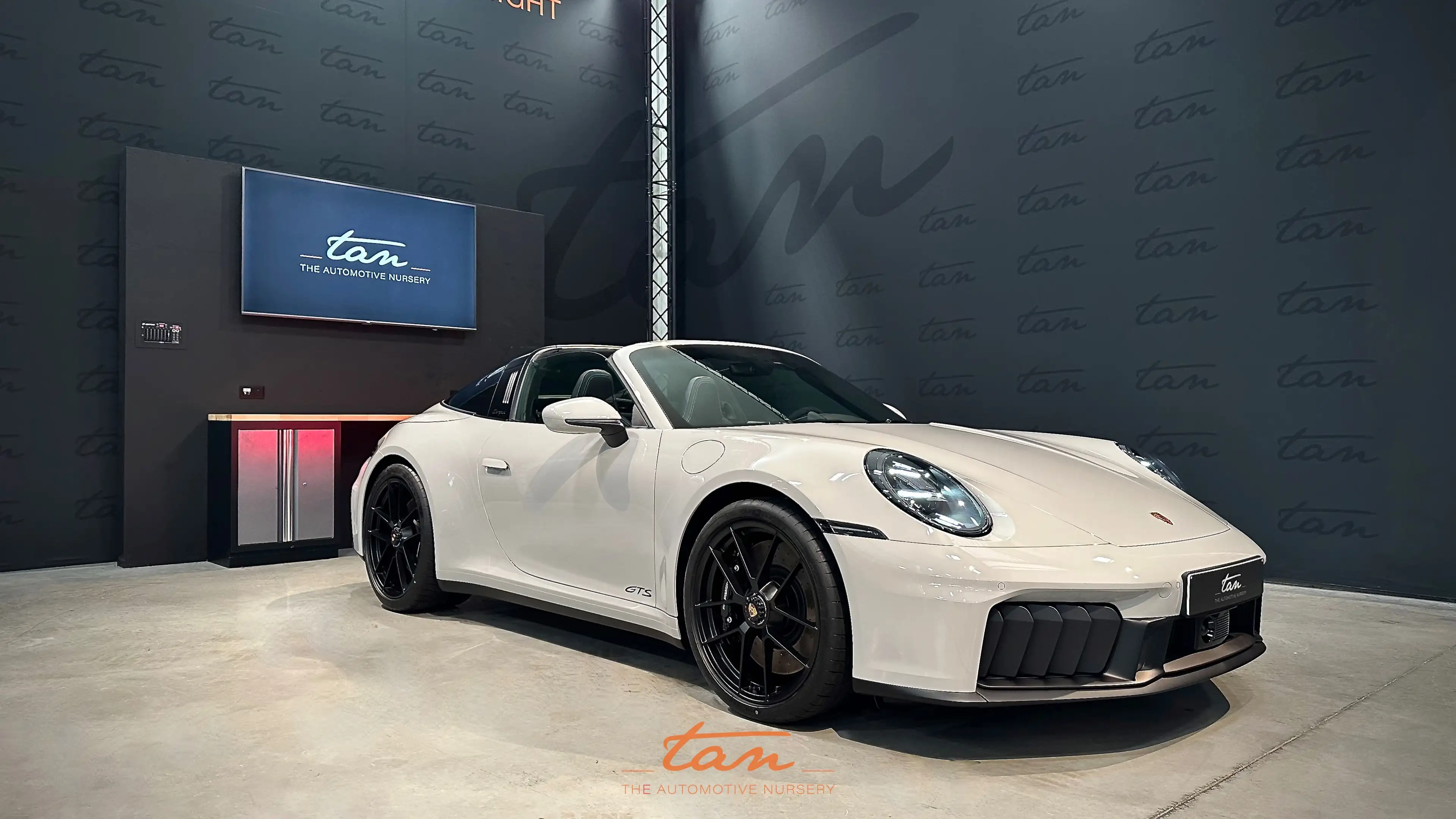 Porsche Targa 992.2 4 GTS Facelift - New Car - Discount -8.1%