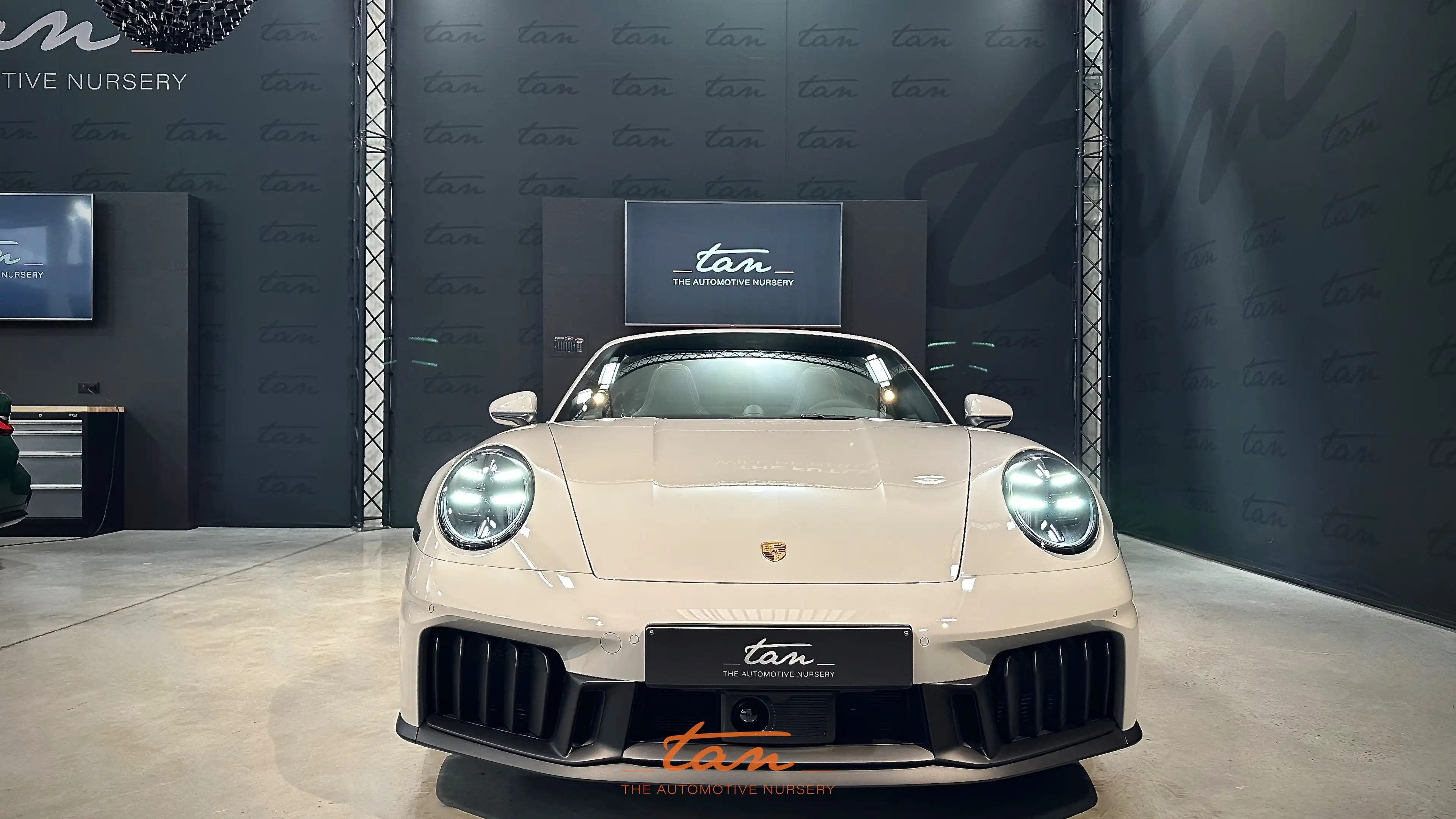 Porsche Targa 992.2 4 GTS Facelift - New Car - Discount -8.1% — photo 2