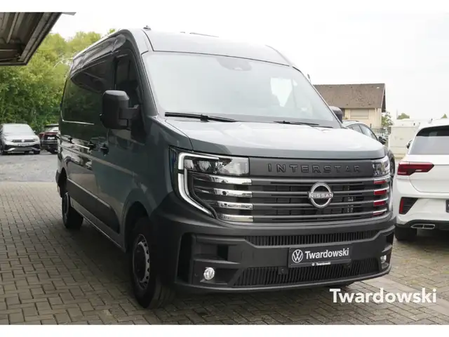 Nissan Interstar Kastenwagen AHK APP KAMERA SHZ TEMPOMAT