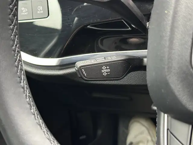 Audi Q3 view 17