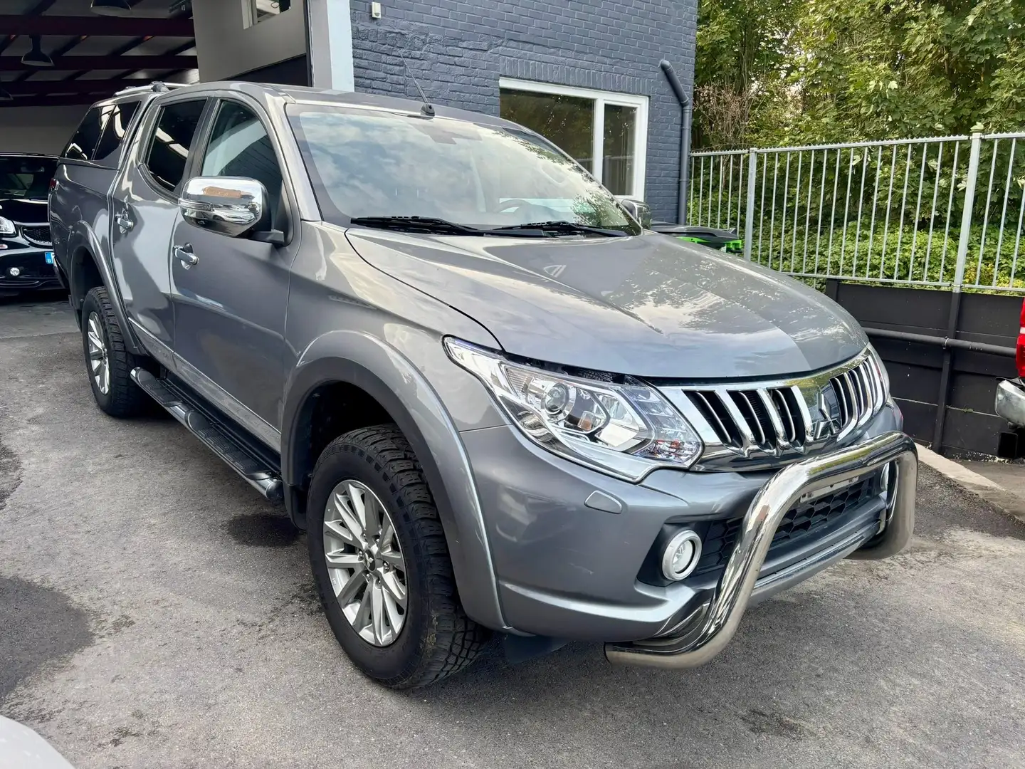 Mitsubishi L200 16.110 NETTO/2.4 DI-D 4WD DC TVA C et car-pass Bleu - 2