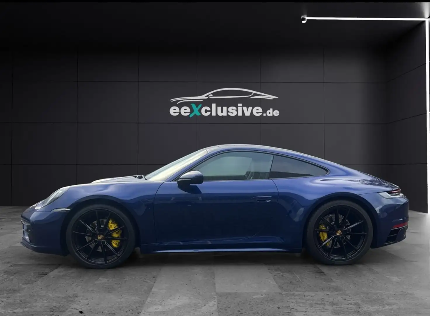 Porsche 992 911 (992) Coupe Sport-Design Kamera BOSE SpAbgas Modrá - 2