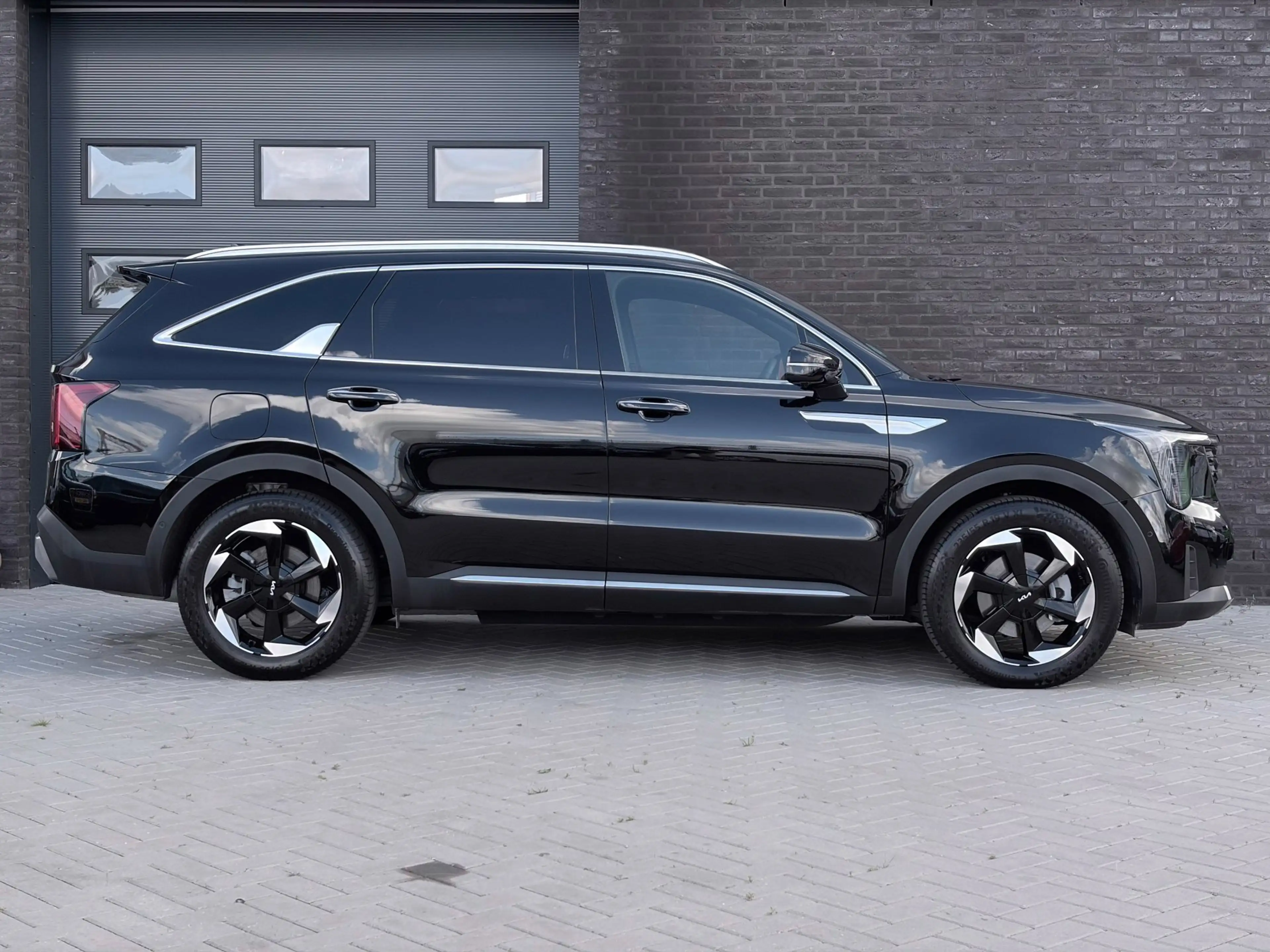 Kia Sorento 1.6 T-GDi Plug-in Hybrid 4WD ExecutiveLine 7p — photo 3