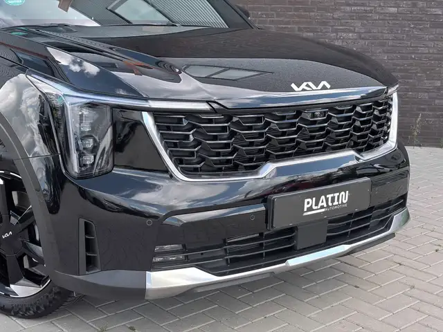 Kia Sorento view 8