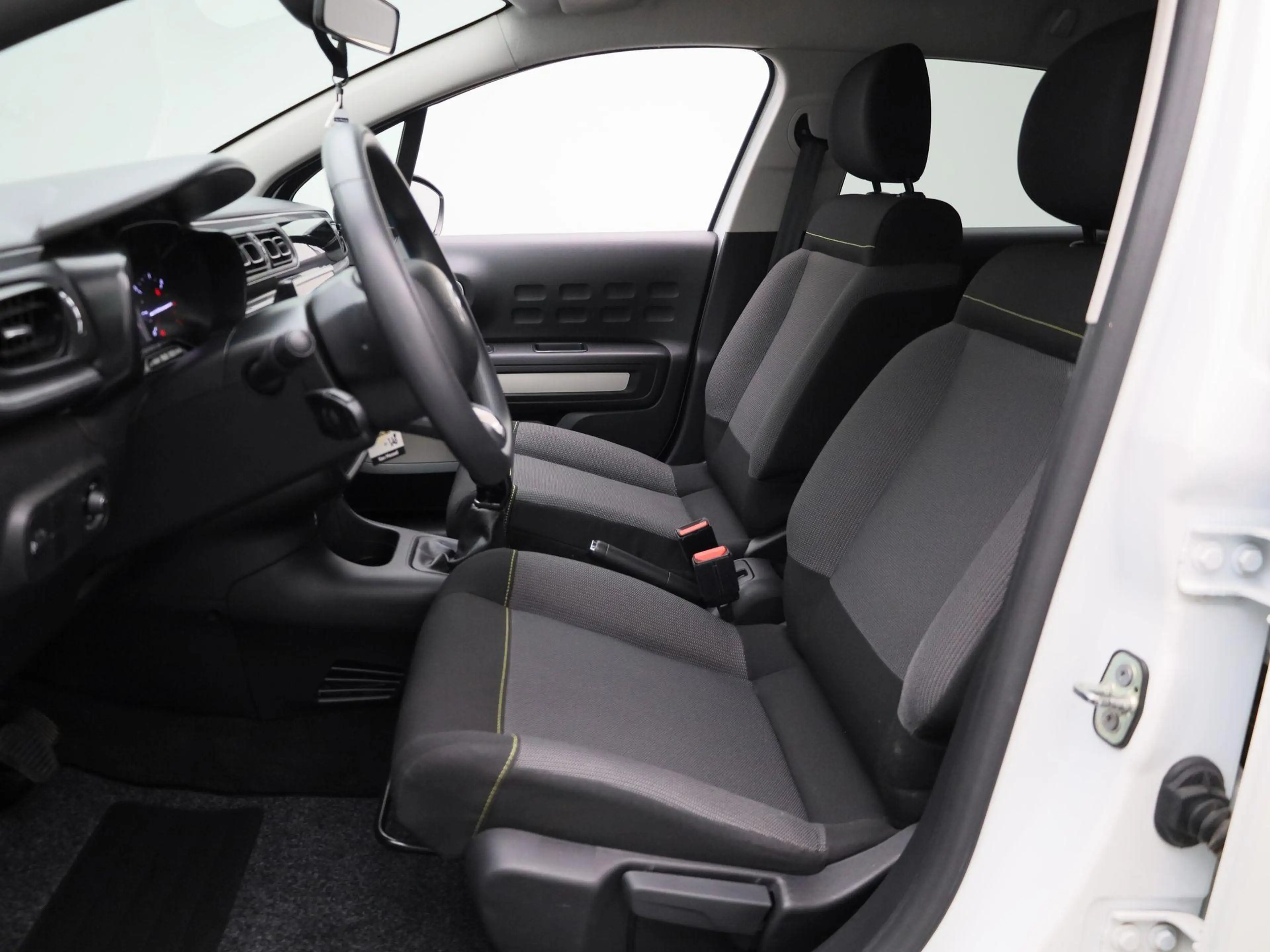 Citroen C3 1.2 PureTech Feel | WORDT VERWACHT | — photo 11