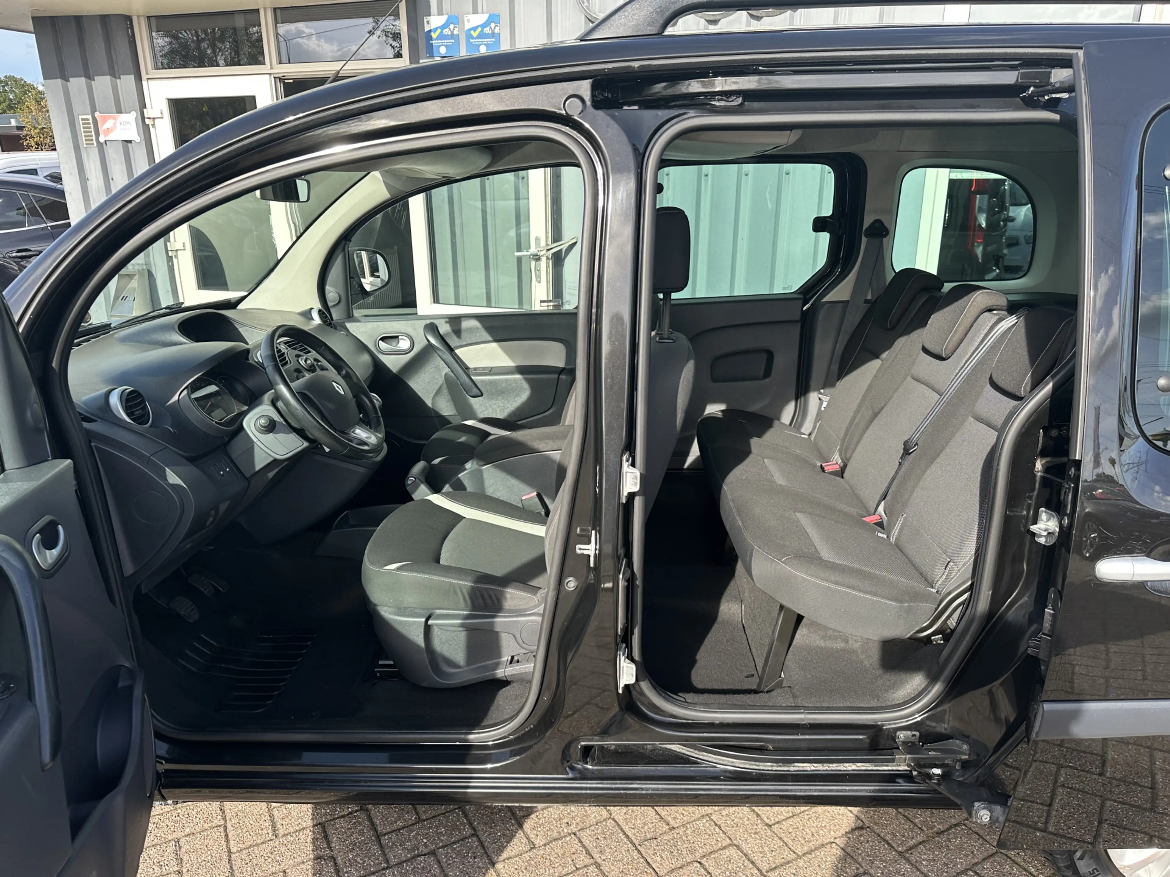 Renault Kangoo Family 1.2 TCe Limited Start&Stop — photo 4