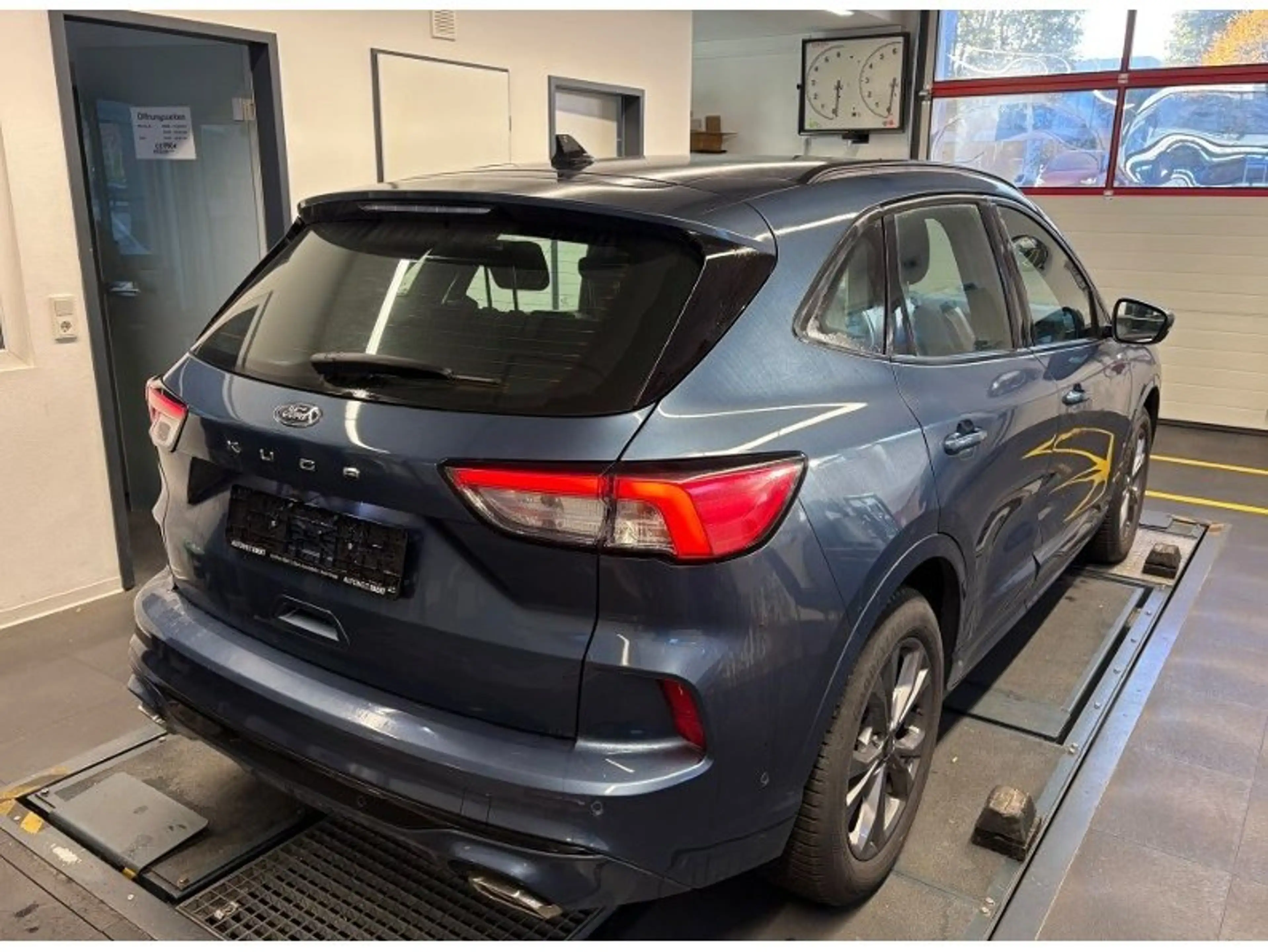 Ford Kuga 1.5 EcoBoost ST-Line ACC/KAMERA/AHK/NAV/SHZ — photo 2