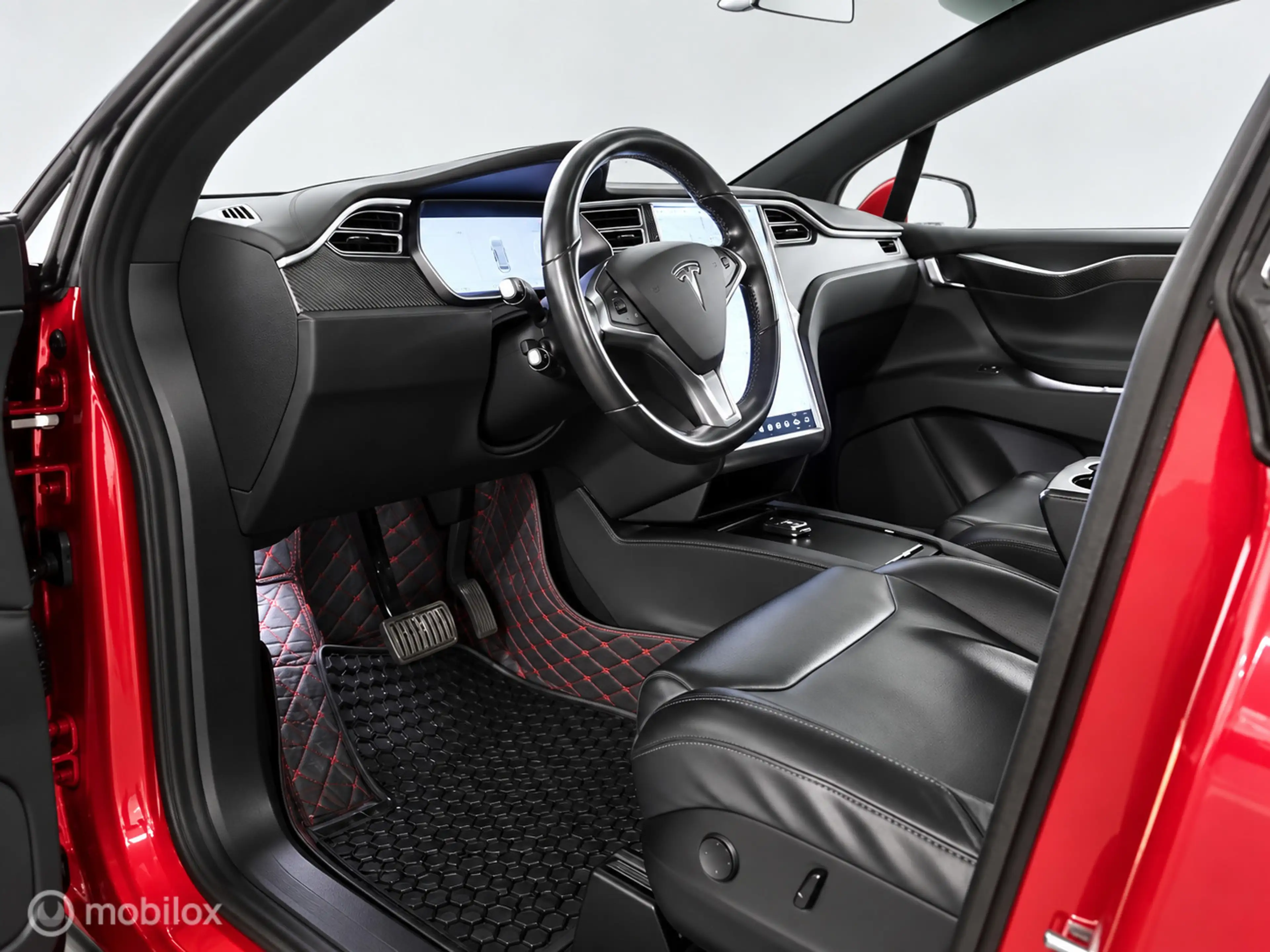 Tesla Model X 75D Base AUTOPILOT | CCS | TREKHAAK — photo 4