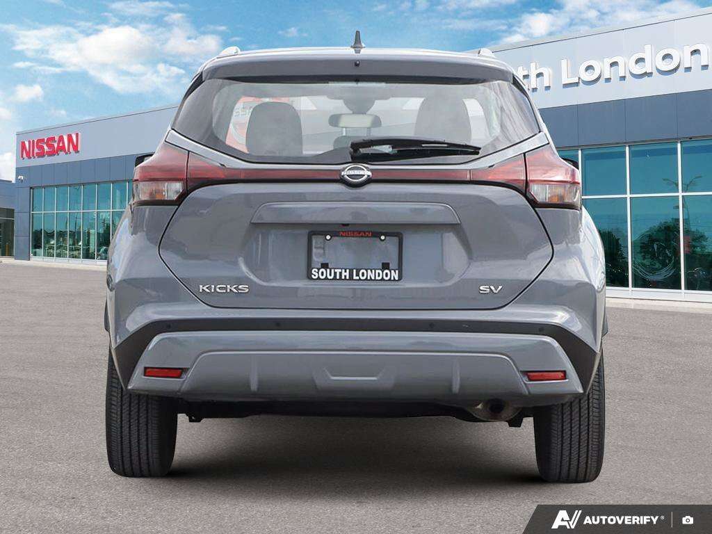 2023 Nissan Kicks SV | Roof Rails | Heated Steering | 8 Touchscreen — снимка 1