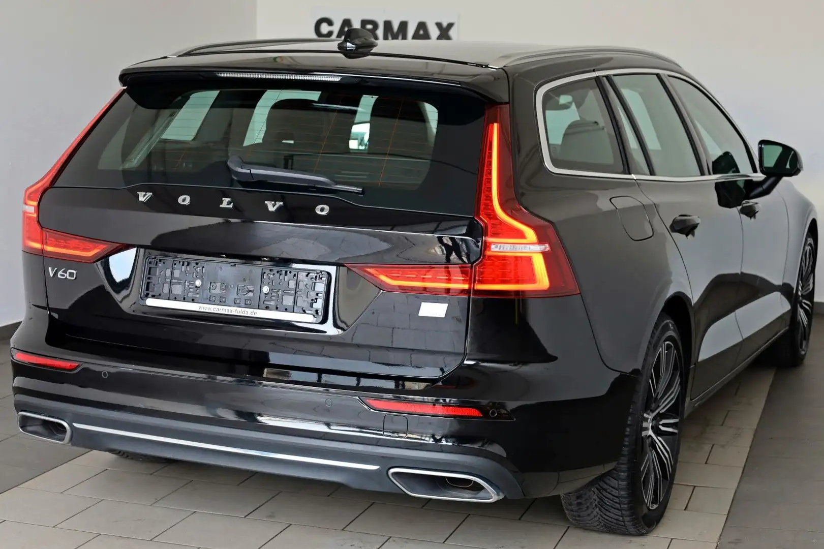 Volvo V60 Inscription T6 Recharge,Navi,LED,Kamera,SH Negro - 2