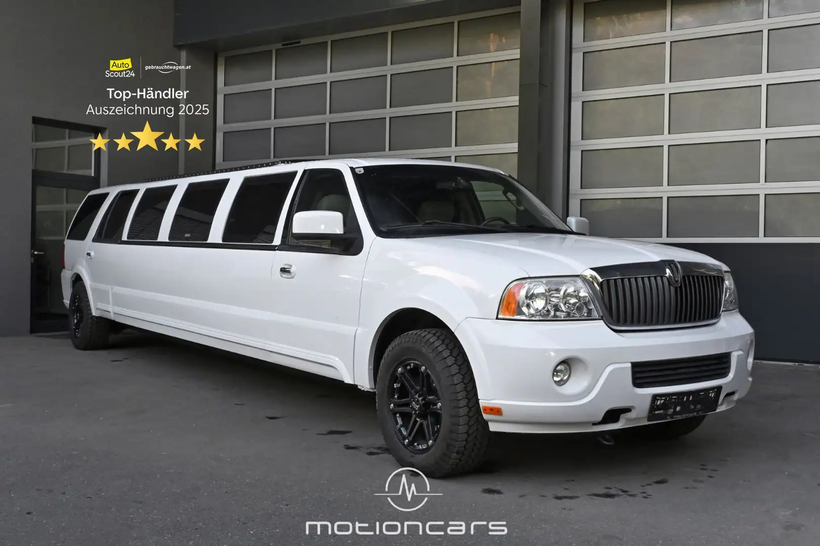 Lincoln Navigator Limousine Weiß - 1