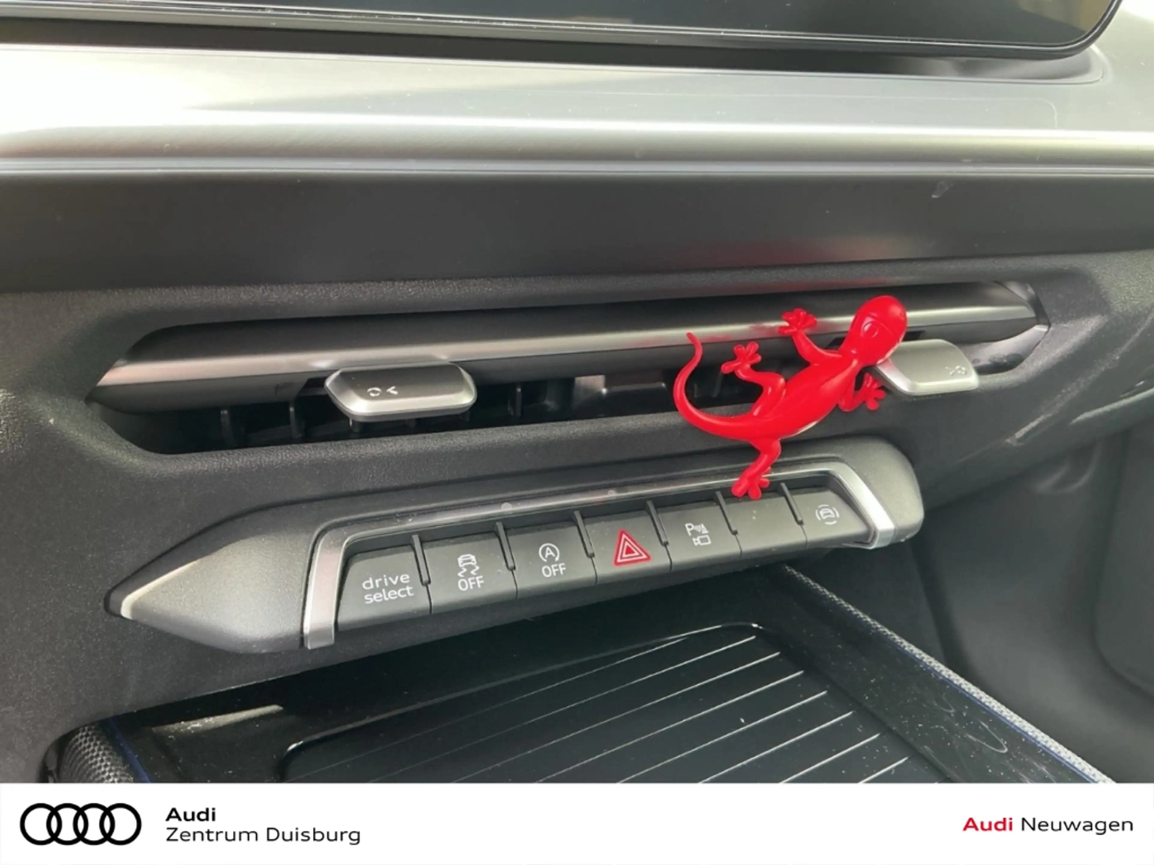 Audi Q3 Sportback AHK-klappbar Navi Cockpit Soundsystem TF — photo 13