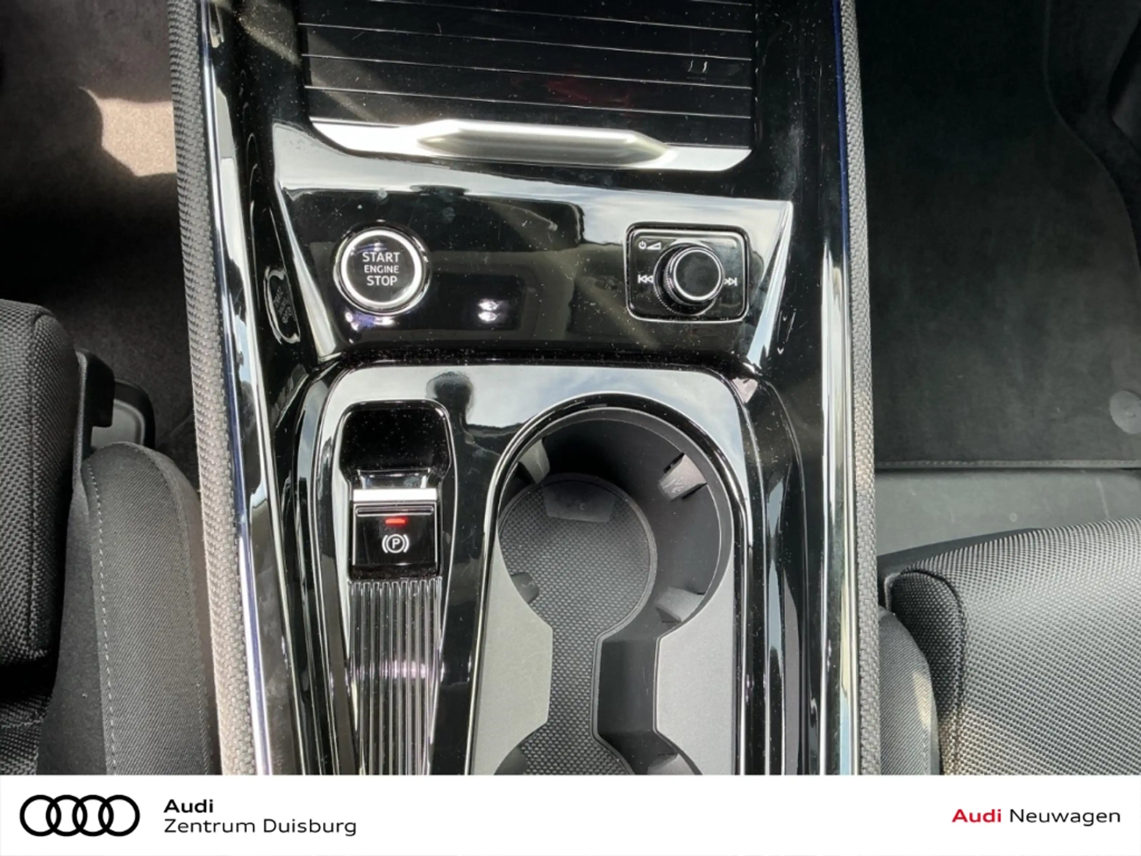 Audi Q3 Sportback AHK-klappbar Navi Cockpit Soundsystem TF — photo 14
