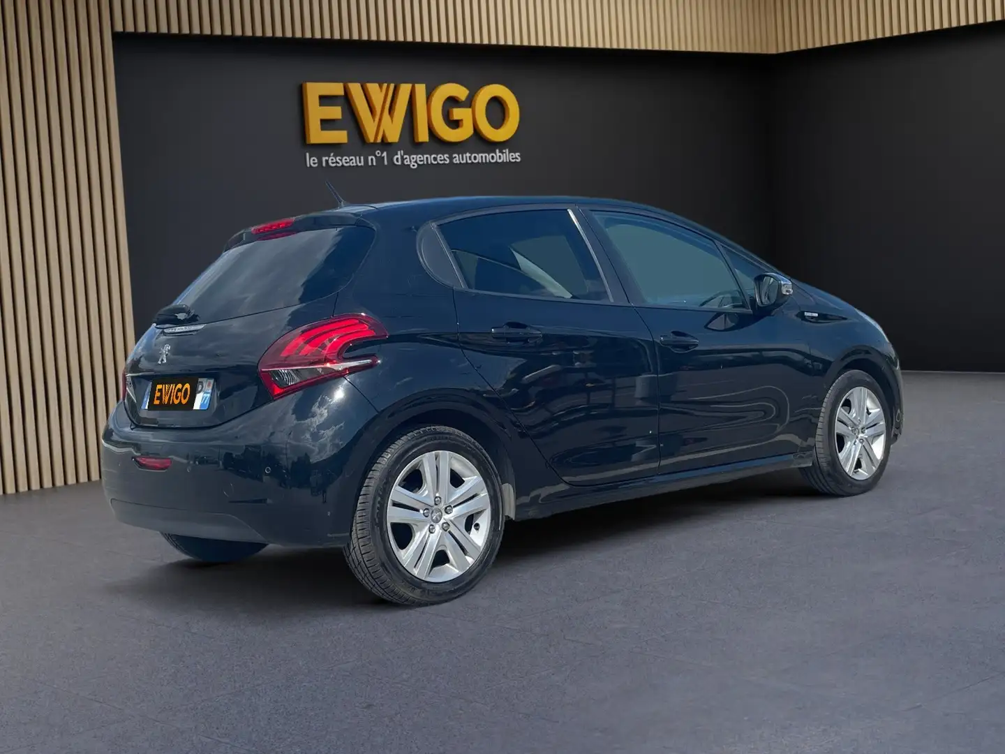 Peugeot 208 1.2 VTI 80 STYLE - DISTRIBUTION FAITE - 2