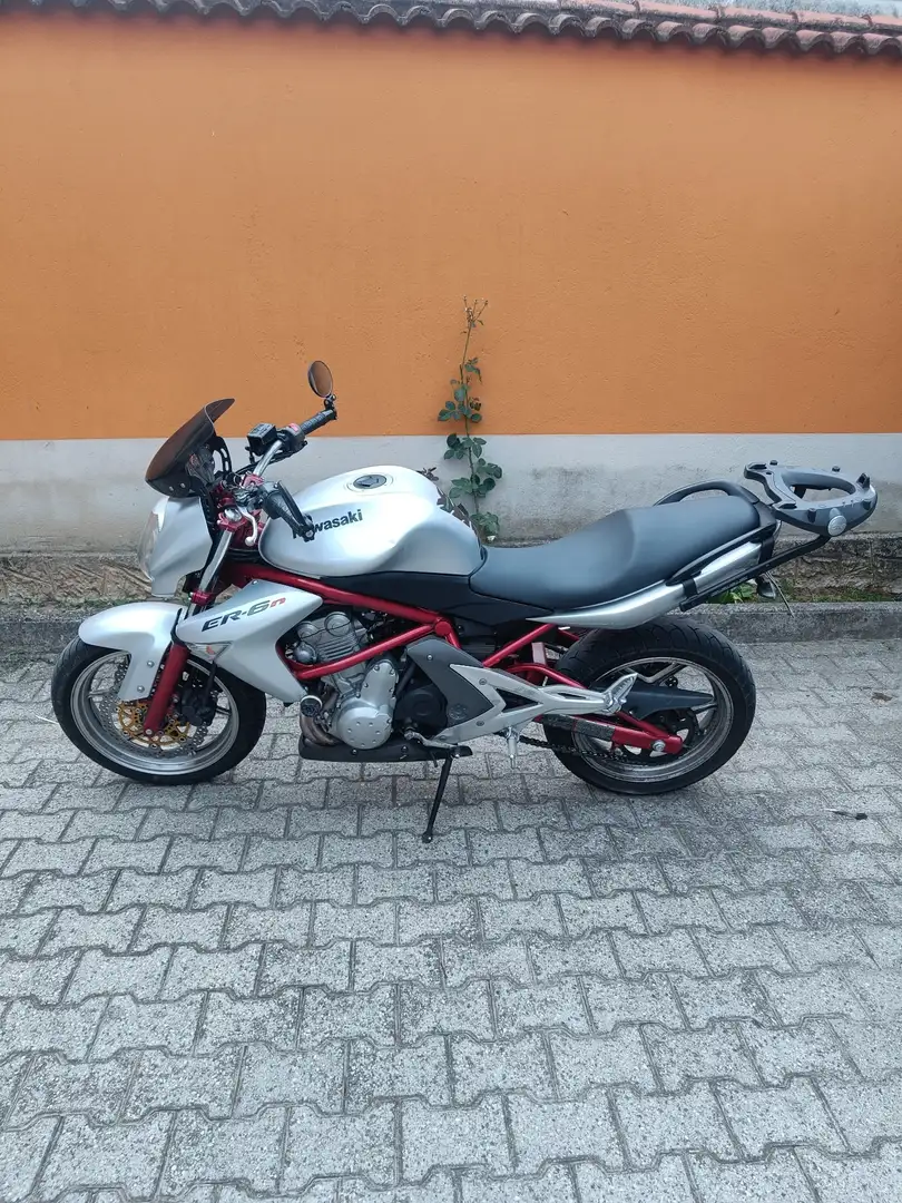 Kawasaki ER - 6 N Argento - 2