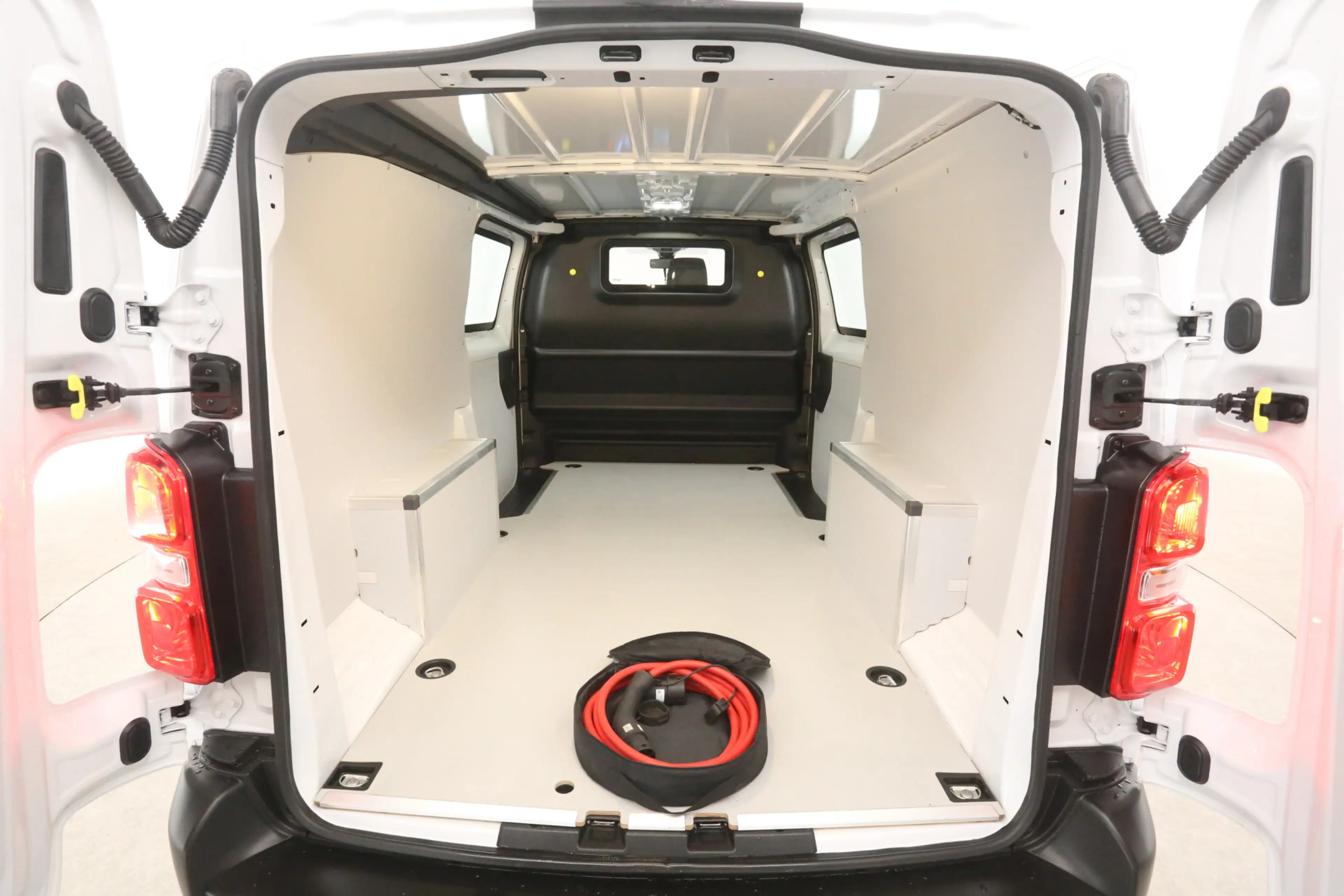 Peugeot e-Expert Citroën e-Jumpy L3H1 | Snelladen | SOH 99% | Airco — photo 3