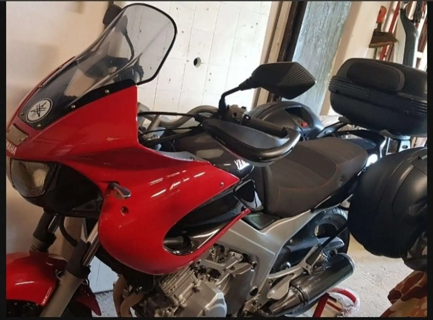Yamaha TDM 850 Rosso - 2