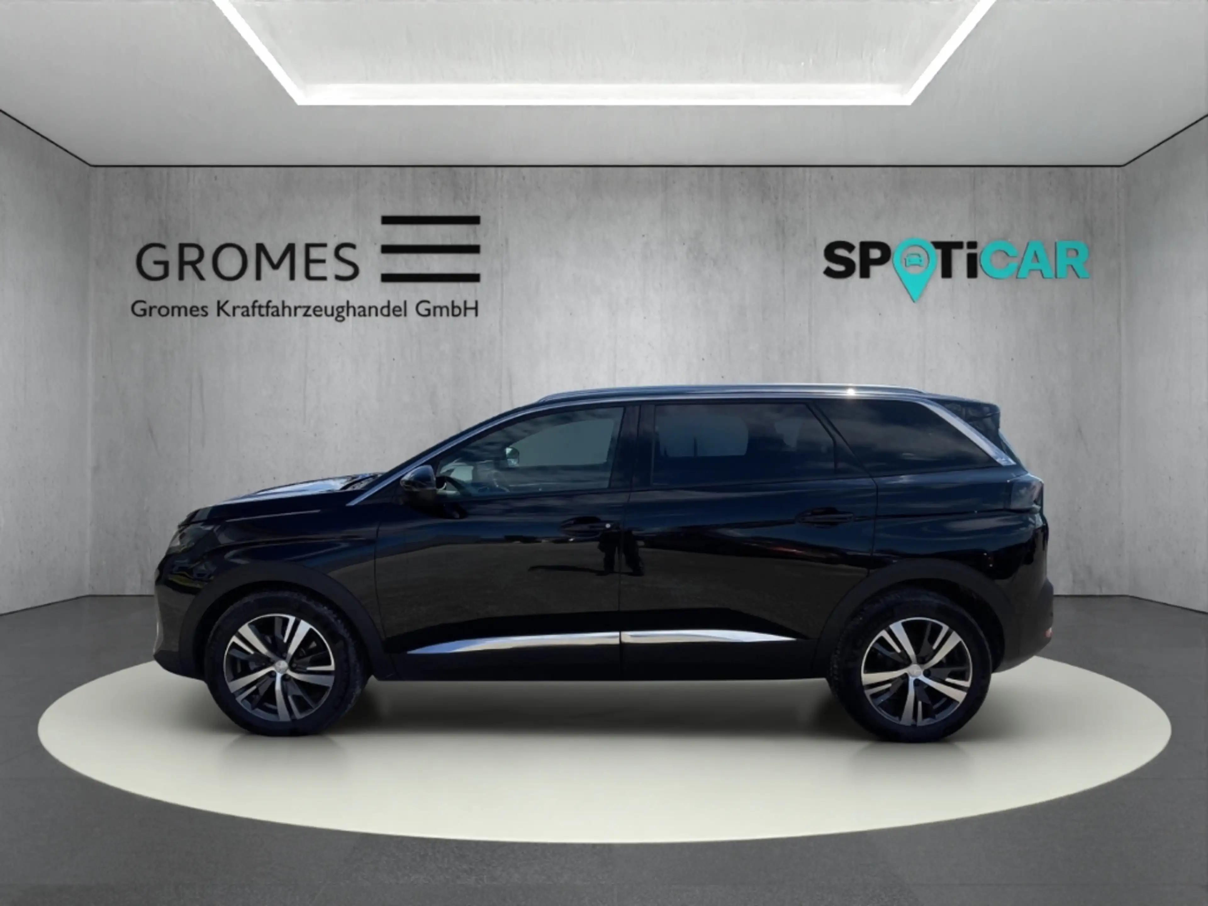 Peugeot 5008 Allure HYBRID 136 e-DSC6 7-Sitzer Kamera LED CarPl — photo 6