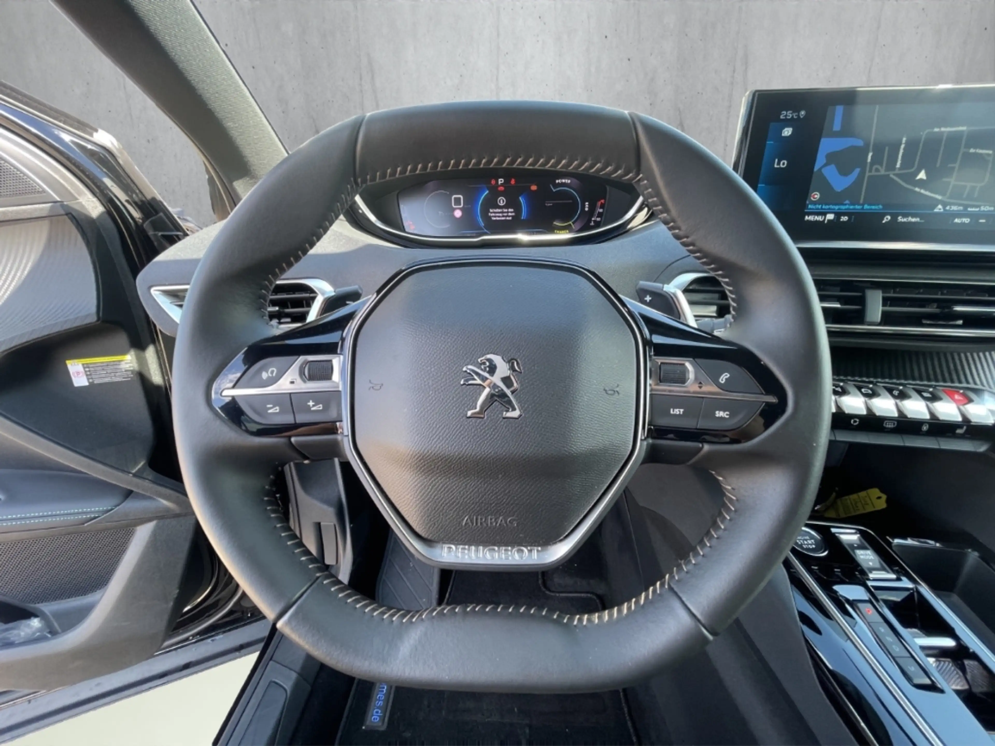 Peugeot 5008 Allure HYBRID 136 e-DSC6 7-Sitzer Kamera LED CarPl — photo 10